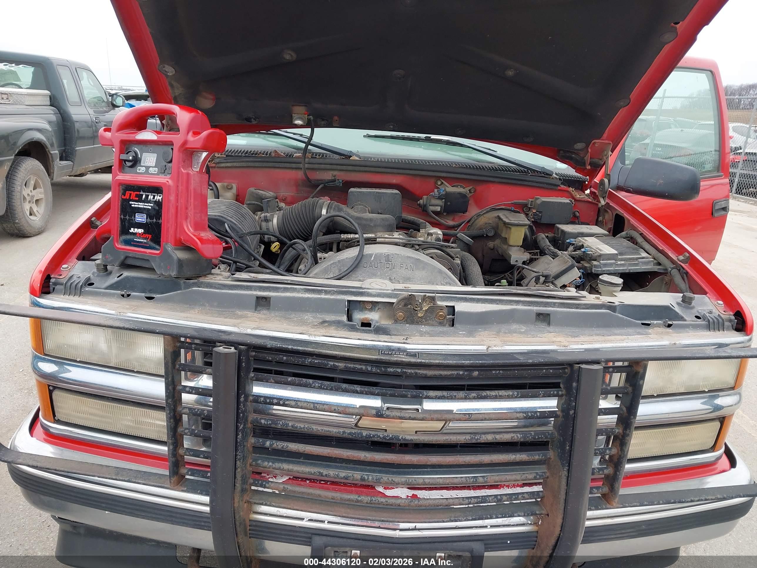 CHEVROLET C/K image 10