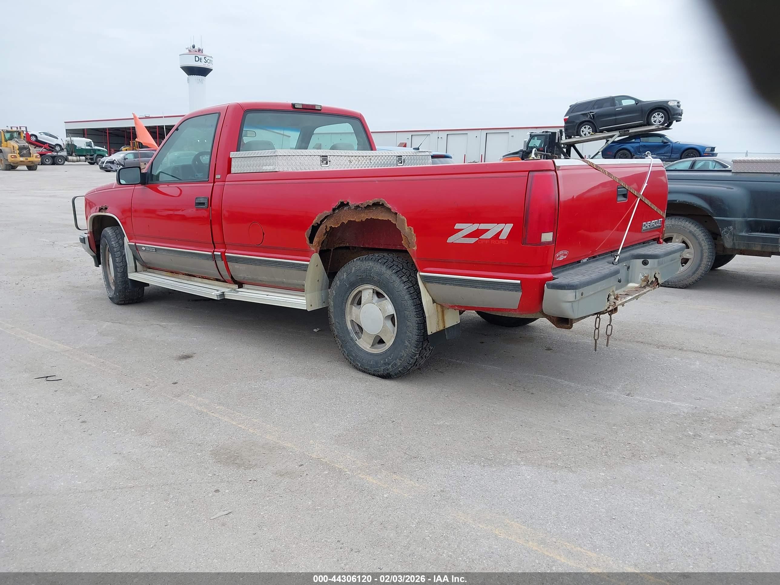 CHEVROLET C/K image 3