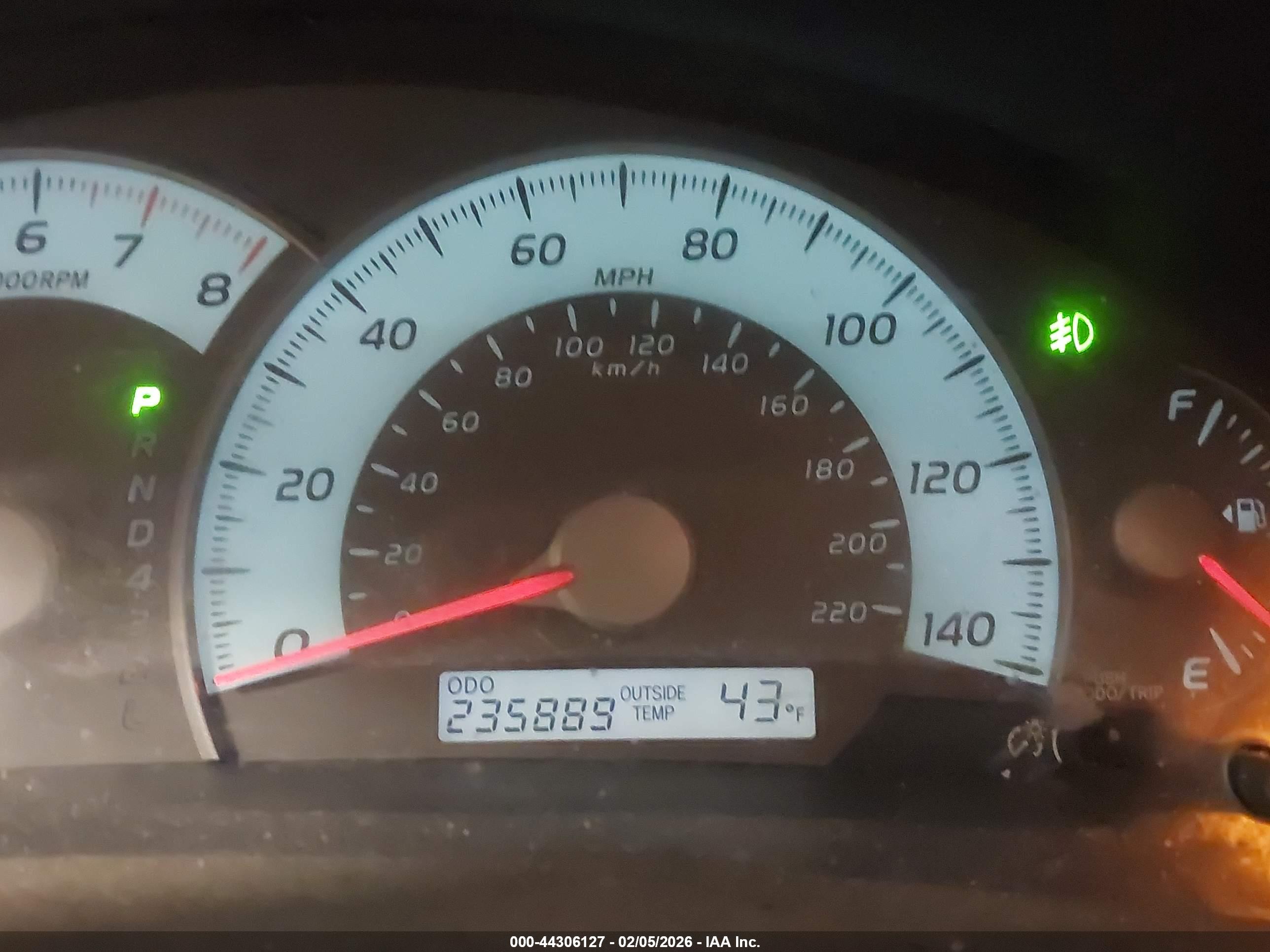 TOYOTA CAMRY image 7