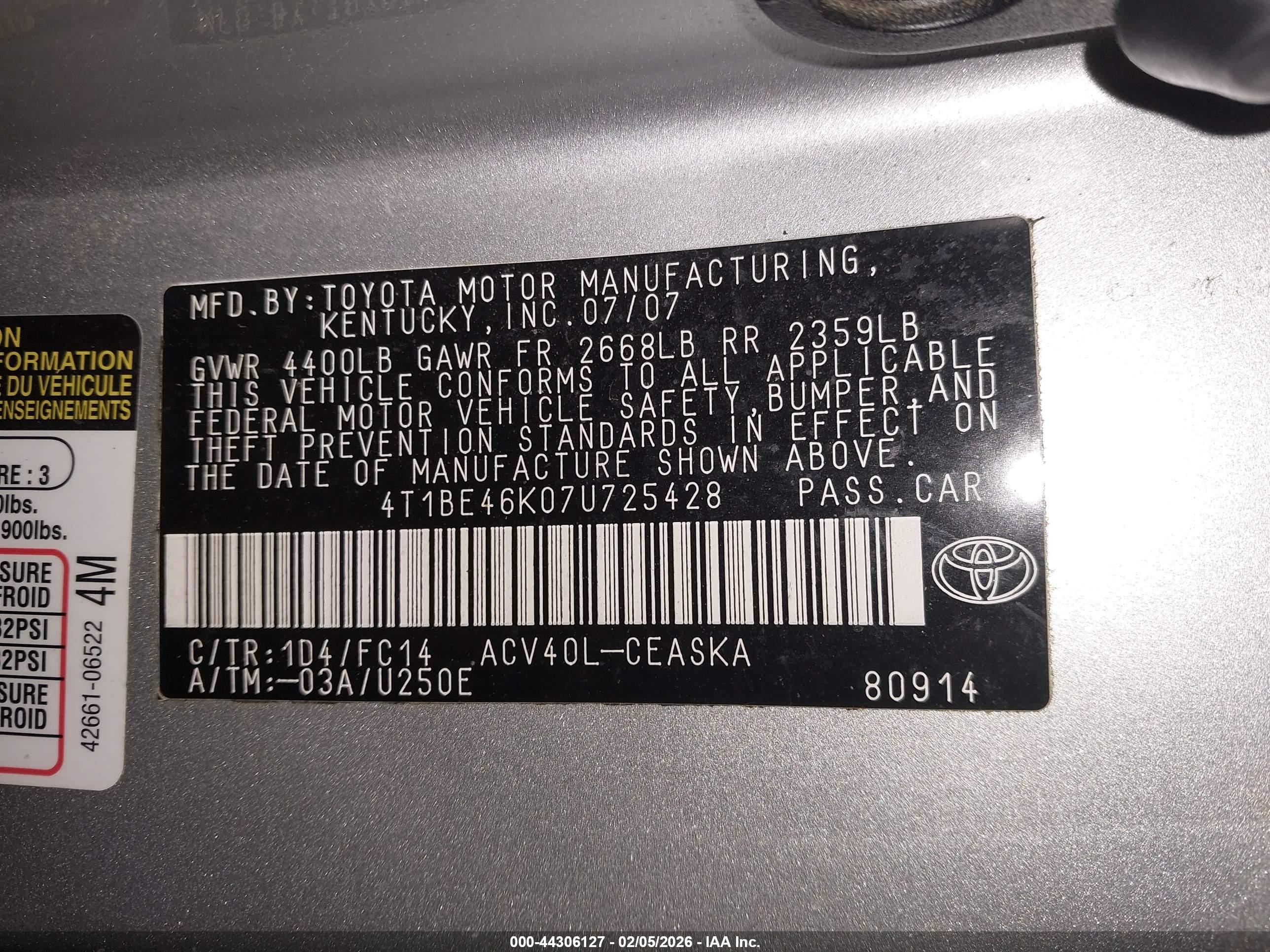 TOYOTA CAMRY image 9