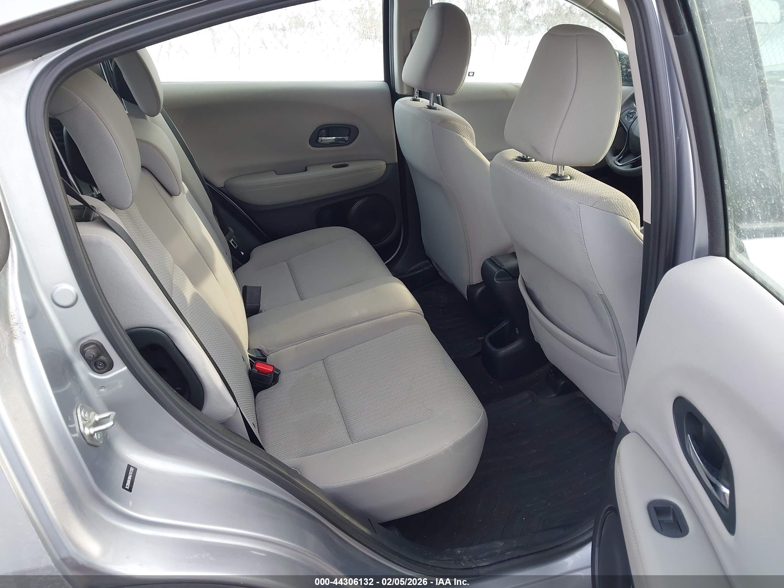 HONDA HR-V image 8