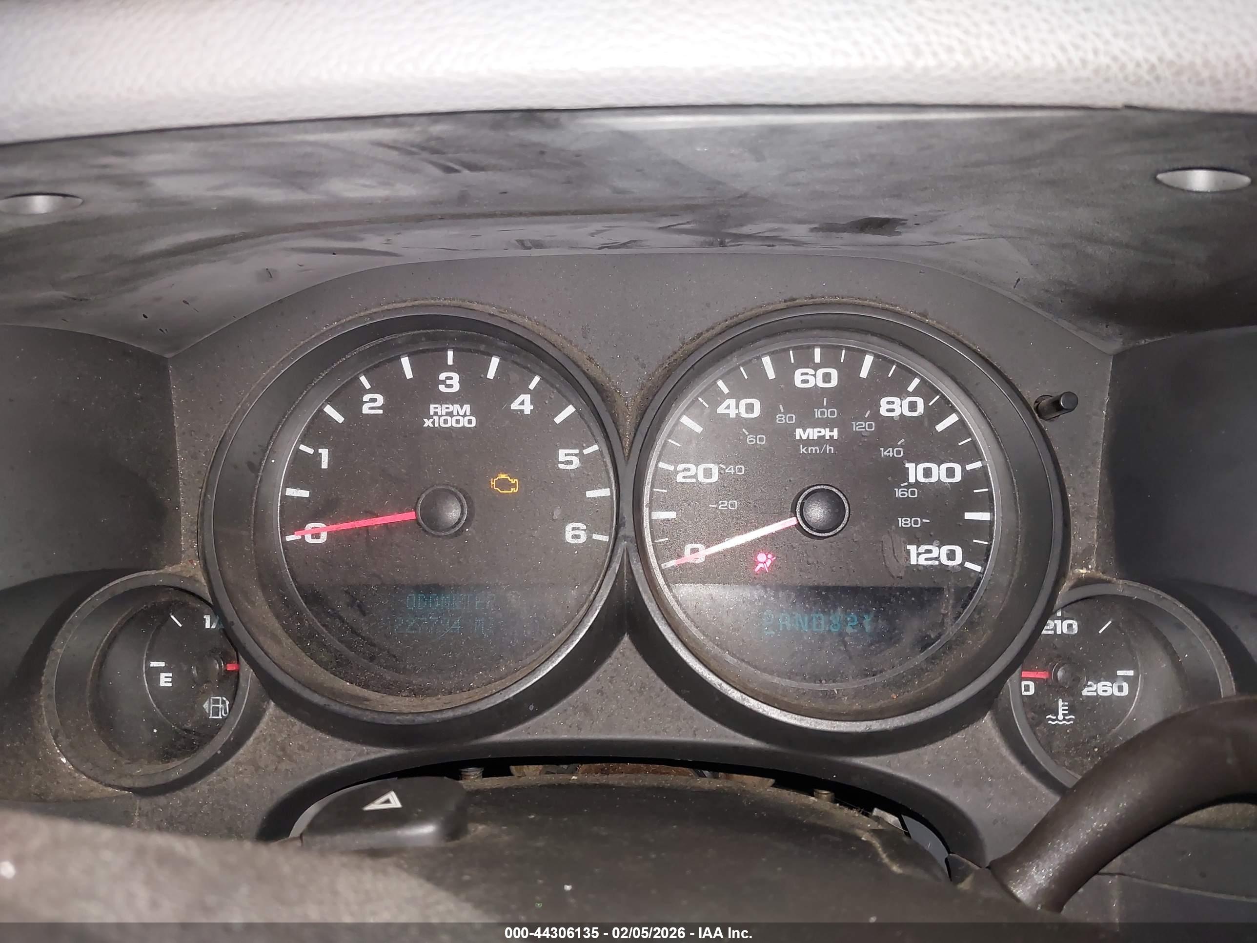 GMC SIERRA image 7