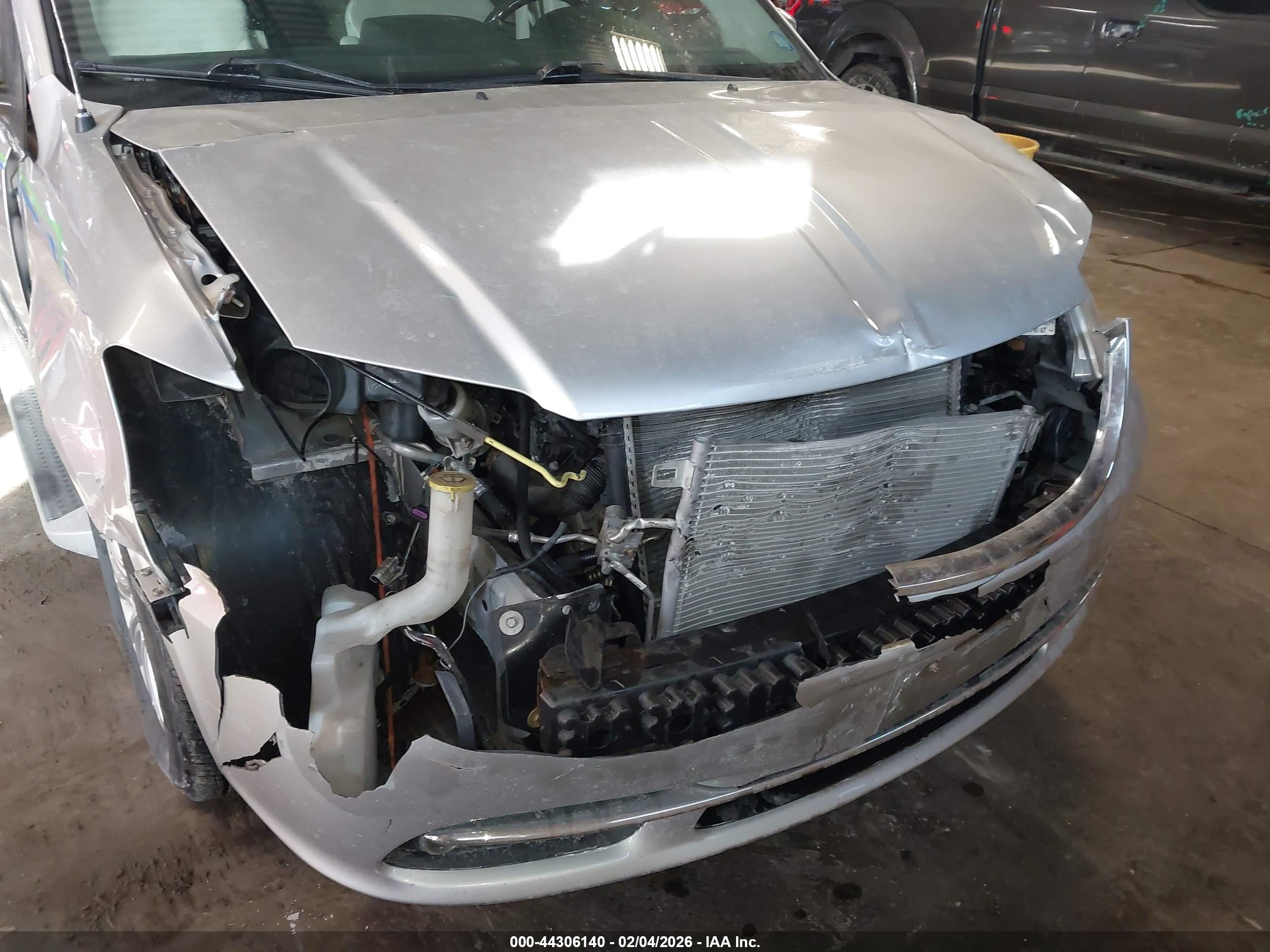 CHRYSLER TOWN image 6