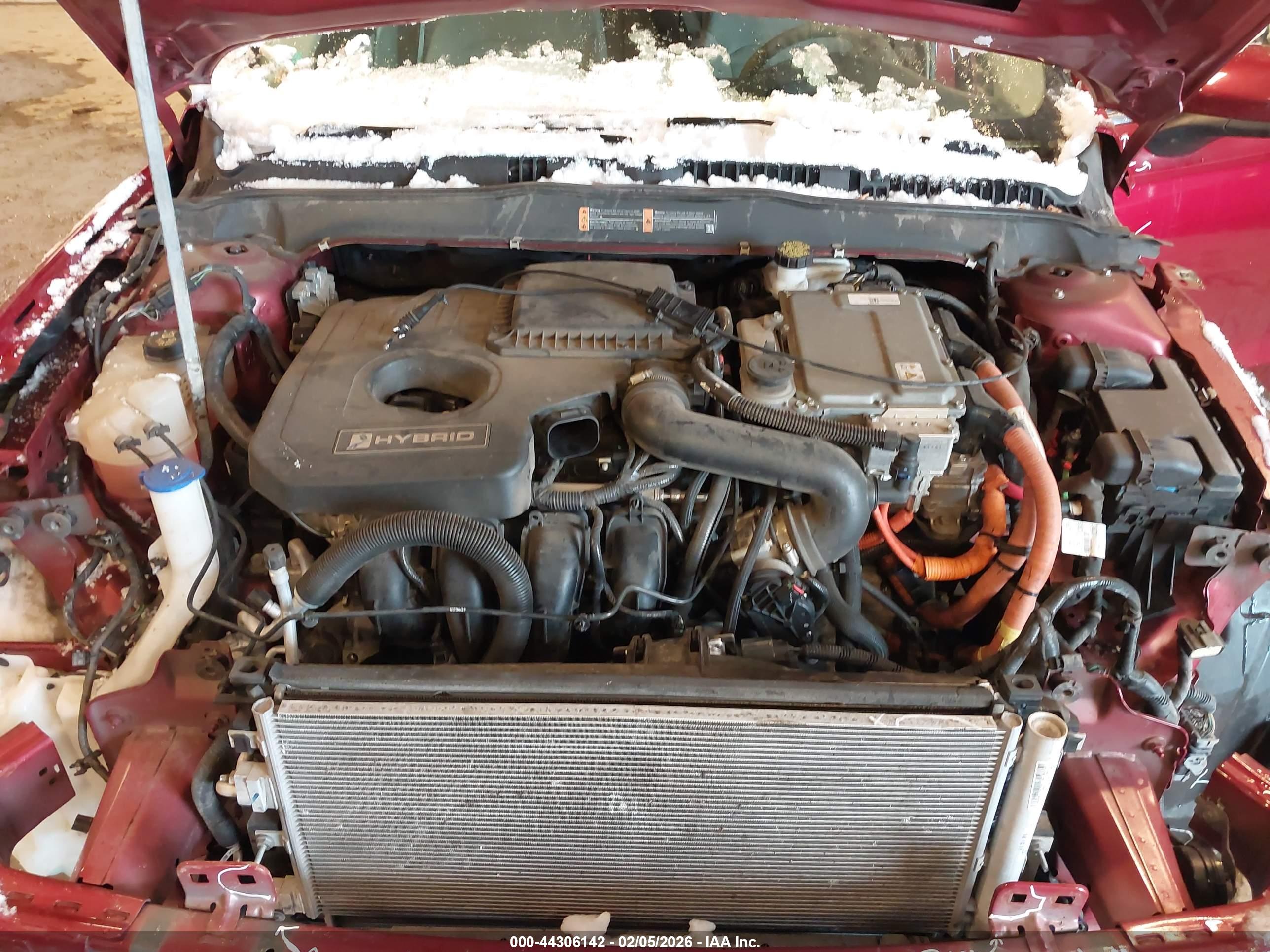 FORD FUSION image 10