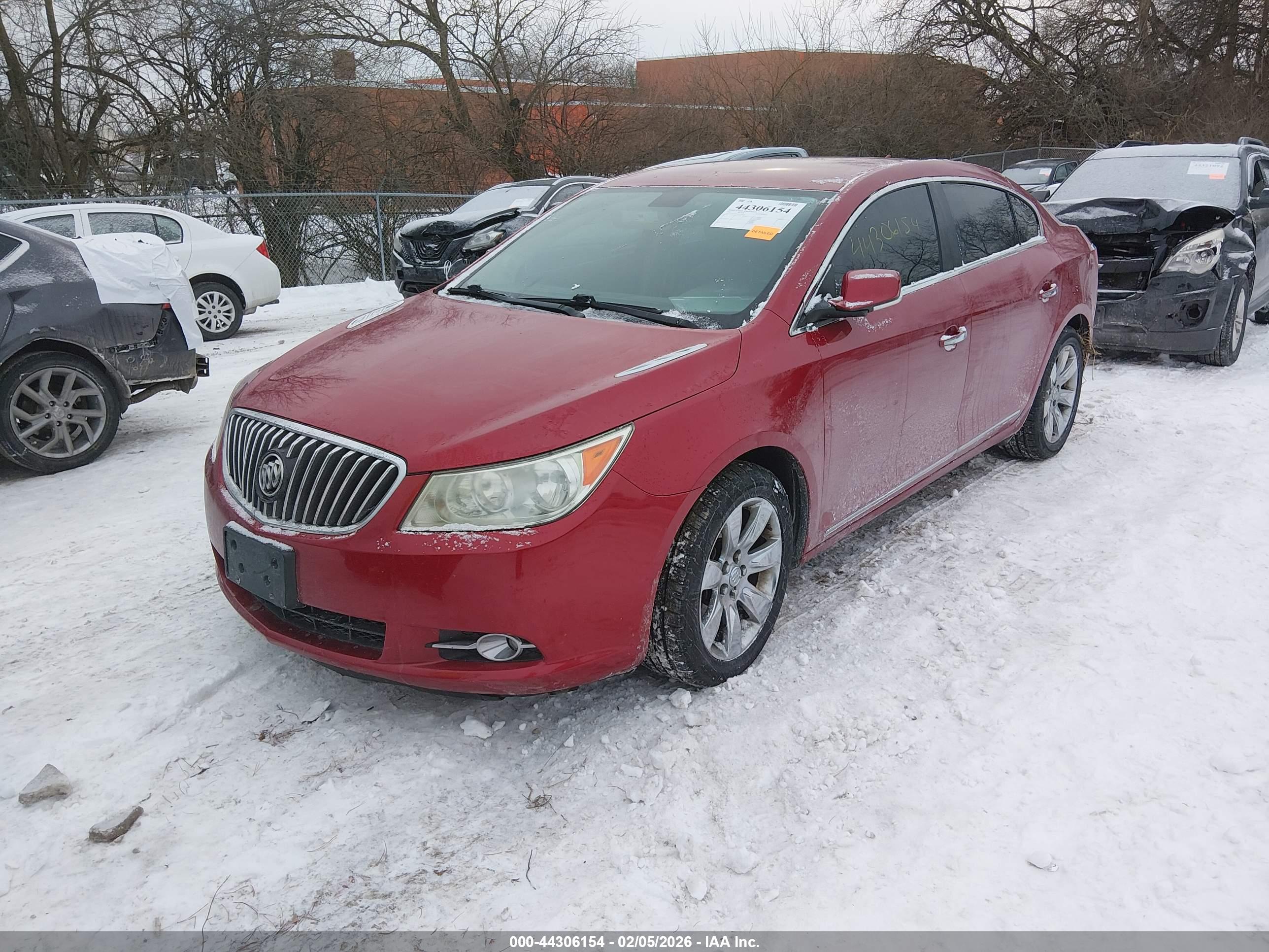 BUICK LACROSSE image 2