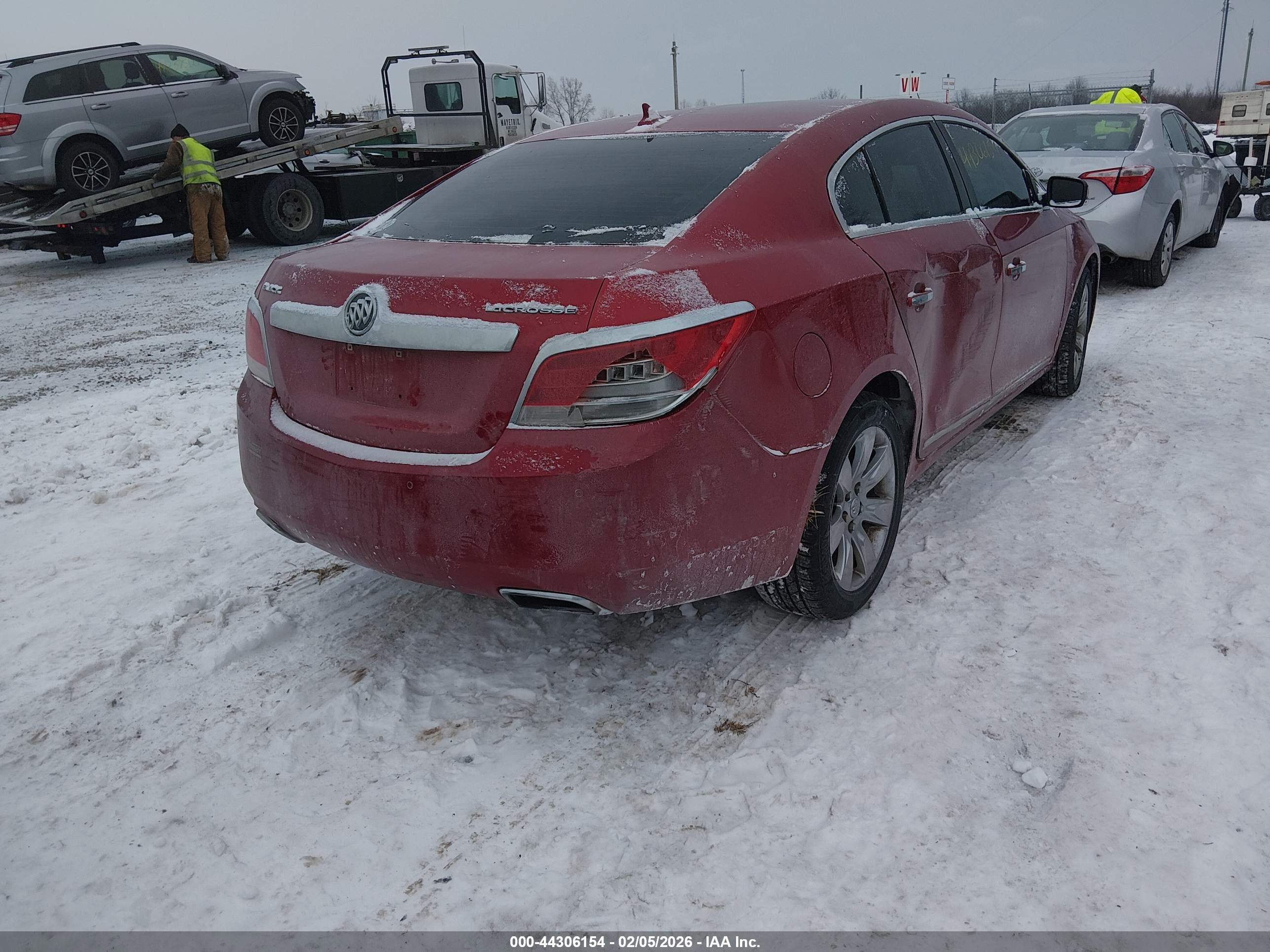 BUICK LACROSSE image 4
