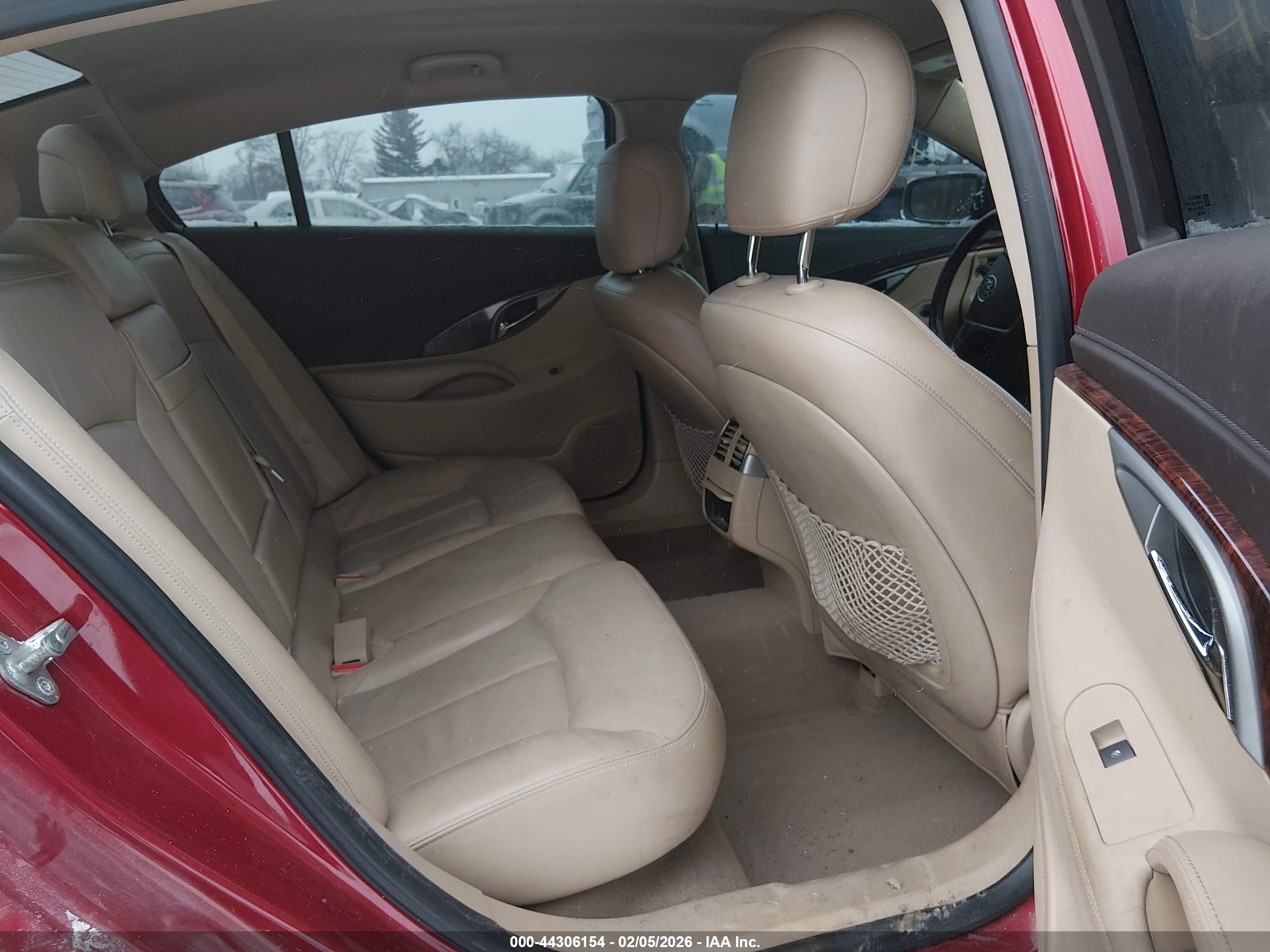 BUICK LACROSSE image 8