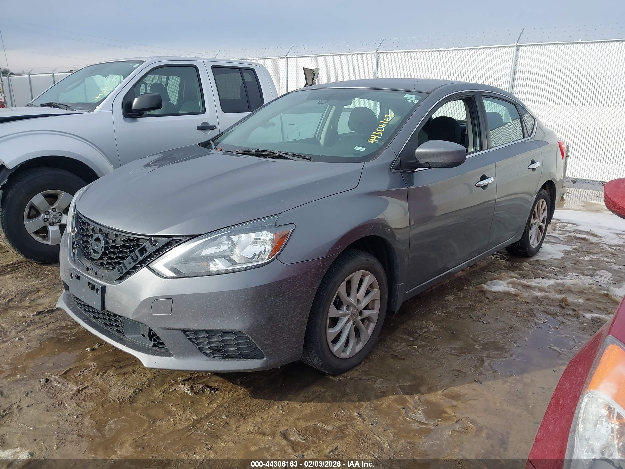 NISSAN SENTRA image 2