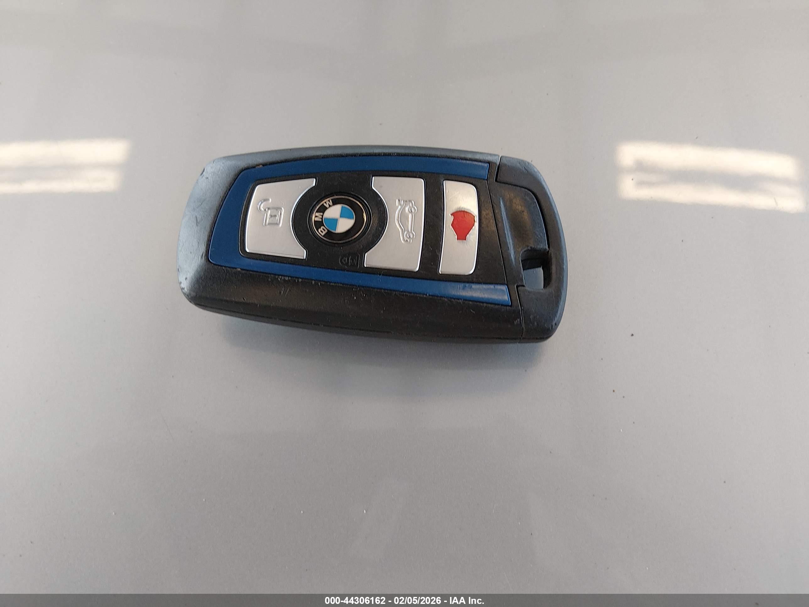BMW 335I image 11