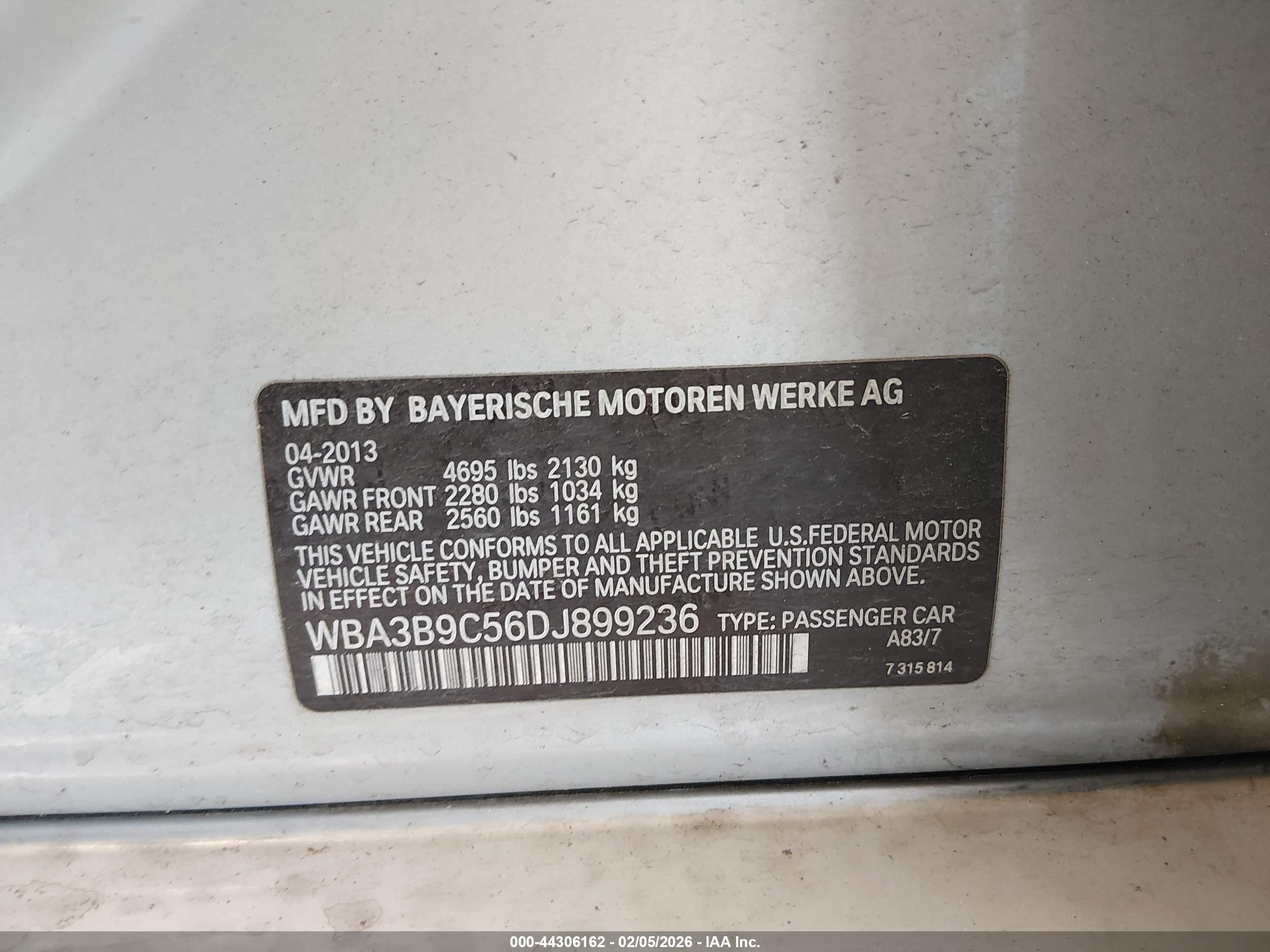 BMW 335I image 9