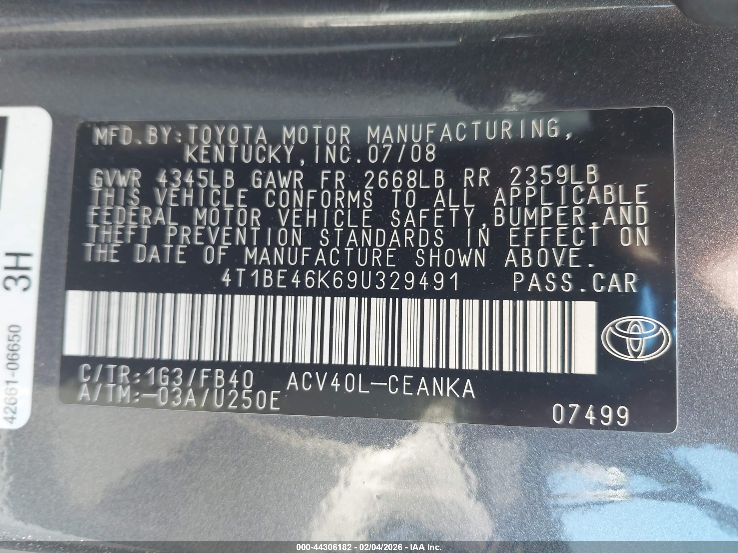 TOYOTA CAMRY image 9