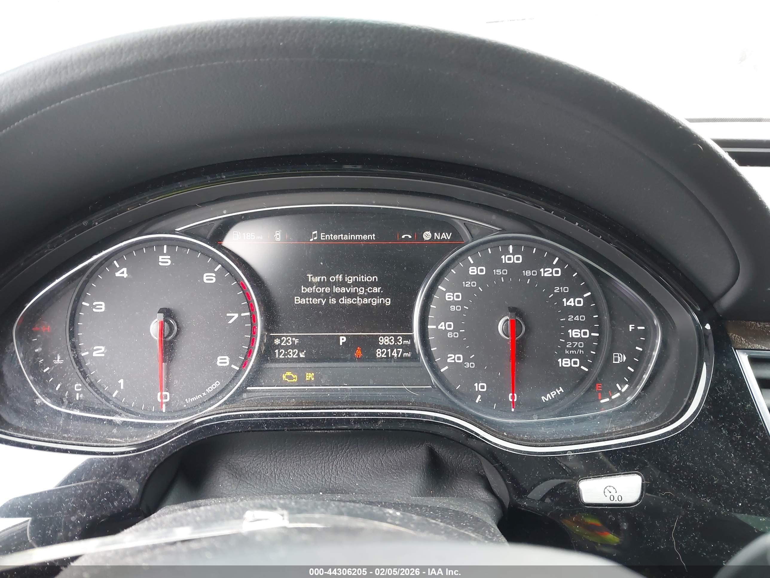 AUDI A8 image 7