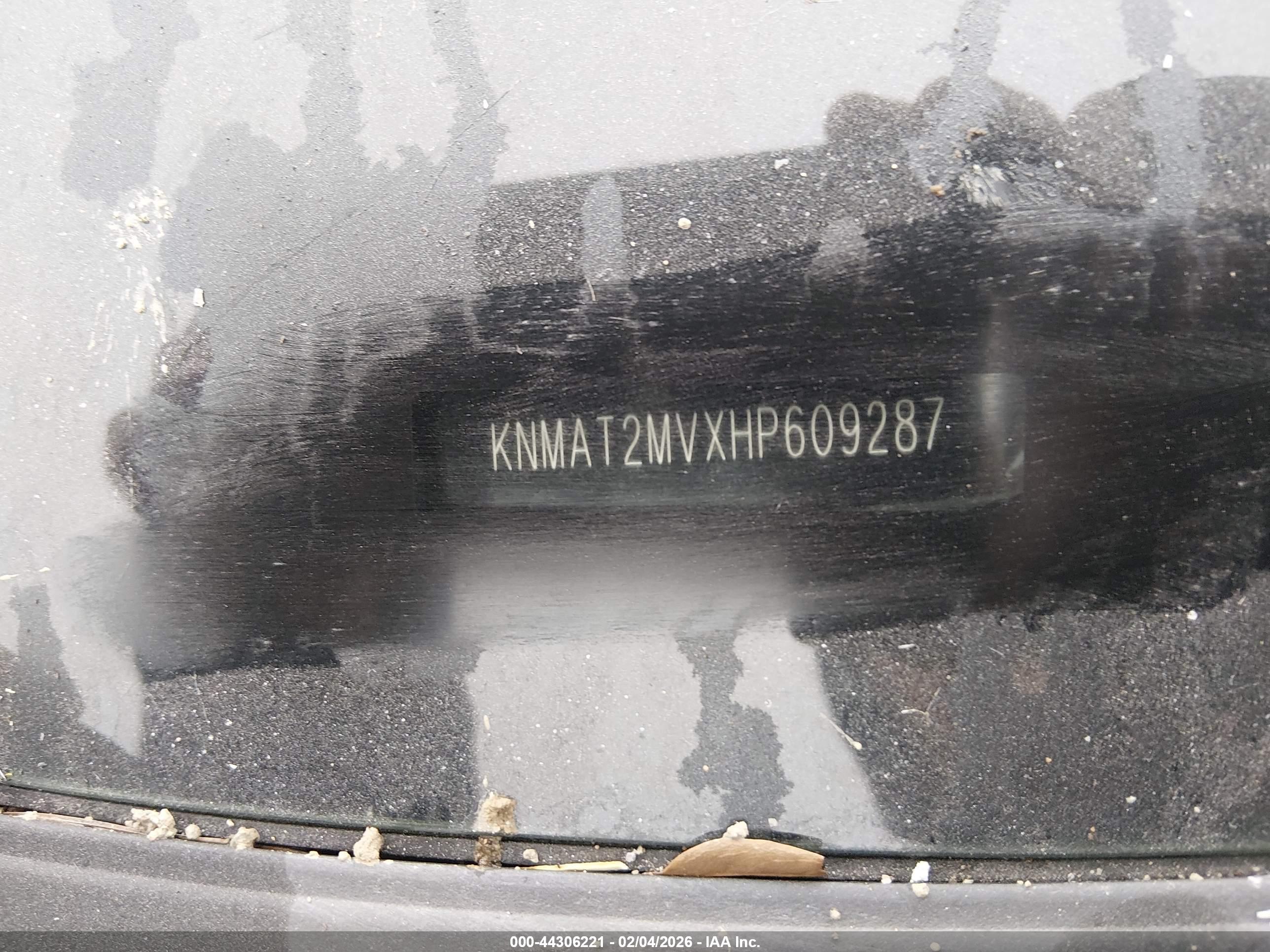 NISSAN ROGUE image 9