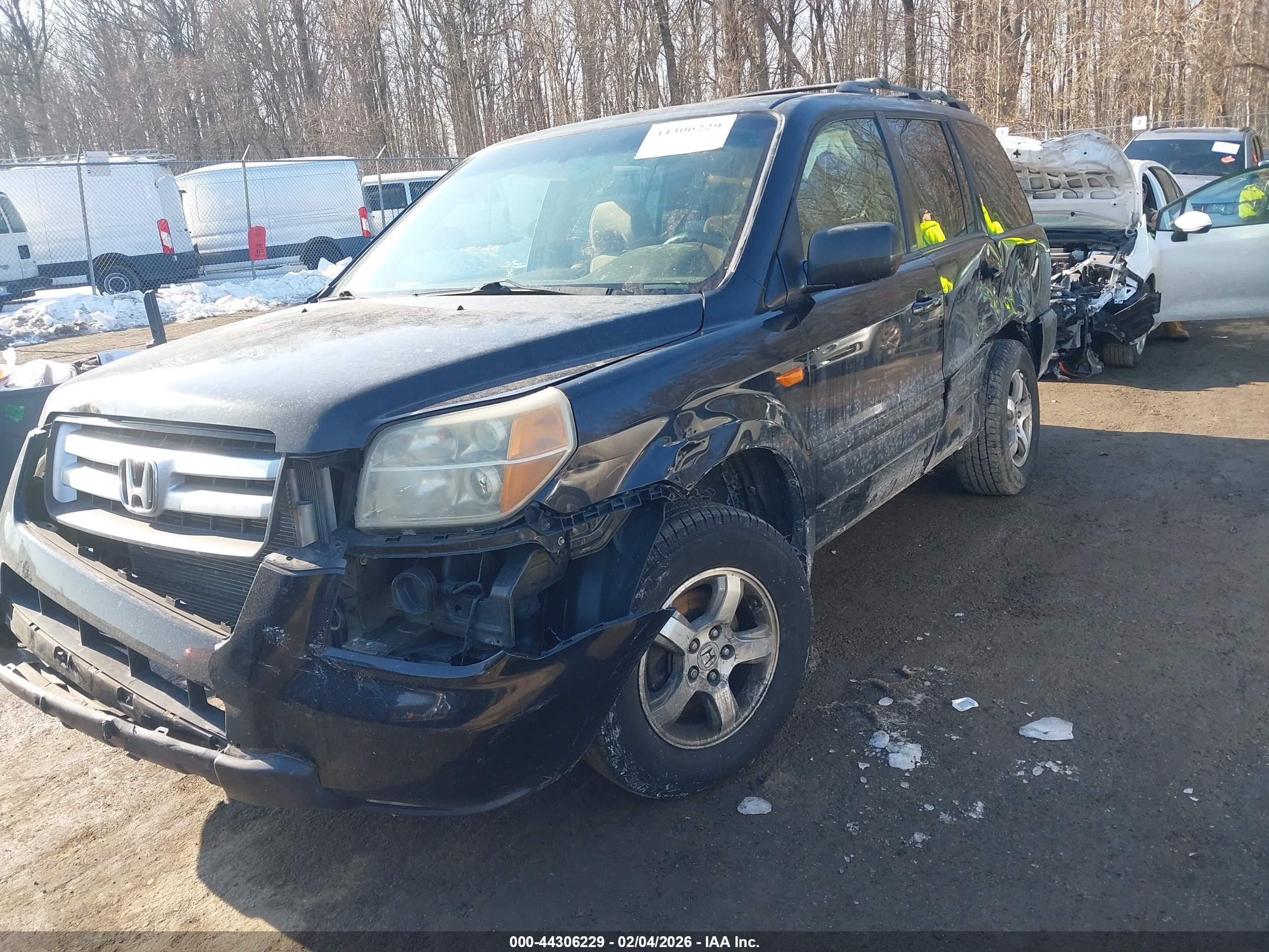 HONDA PILOT image 2