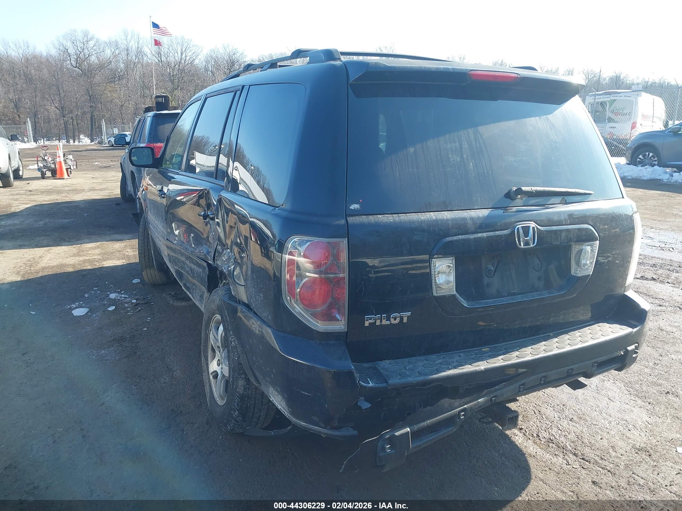 HONDA PILOT image 3