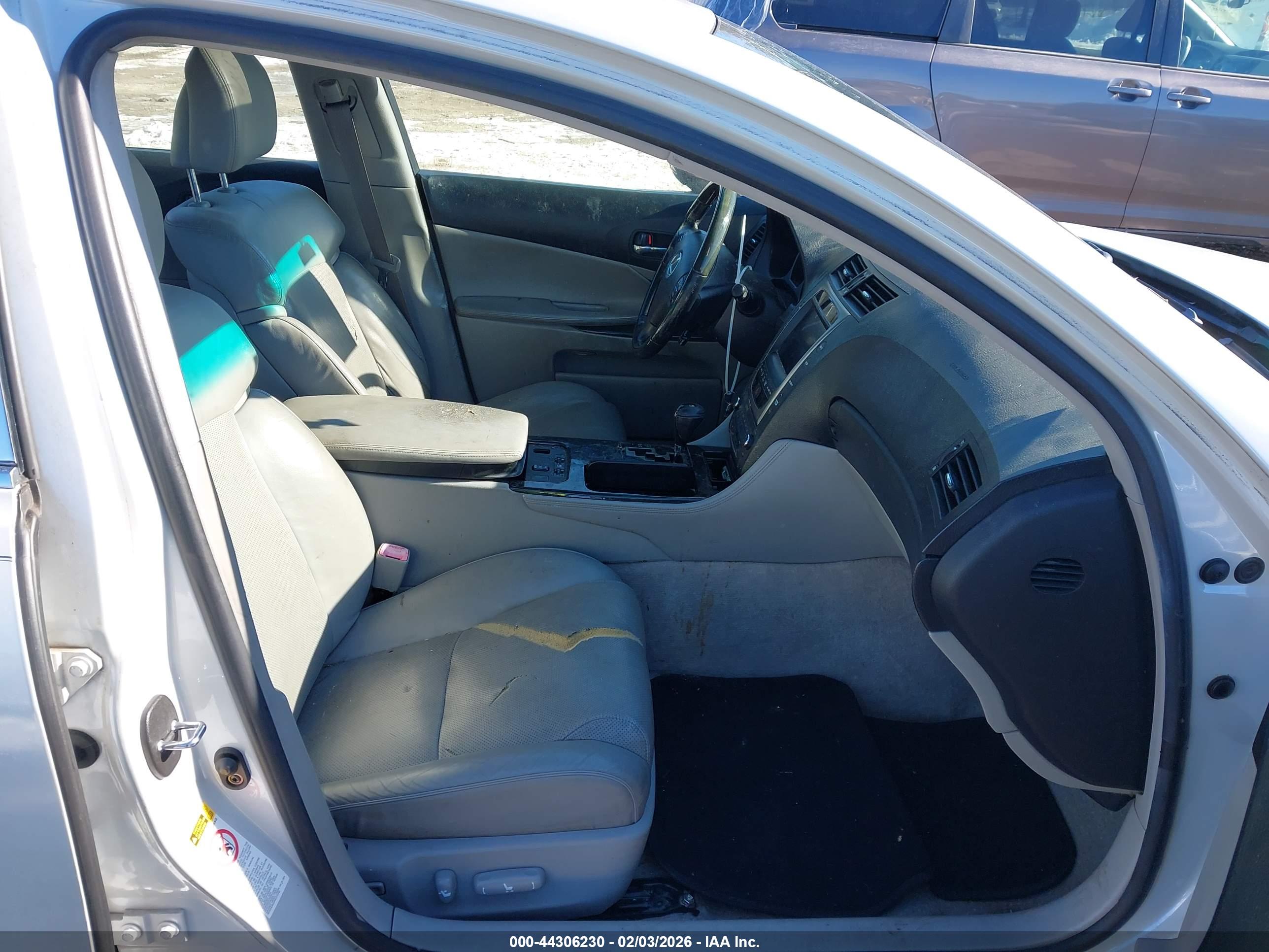 LEXUS GS image 5