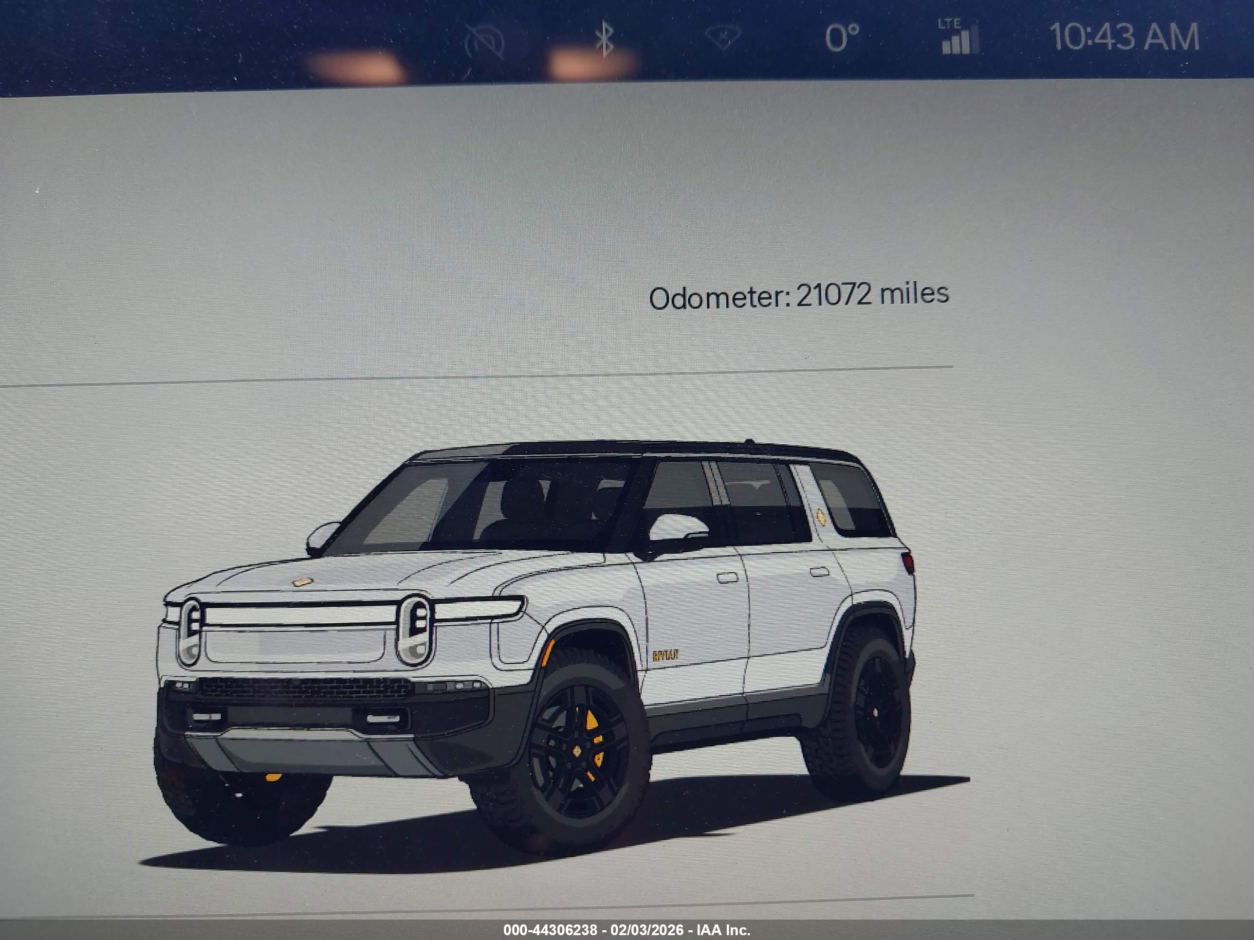 RIVIAN R1S image 7