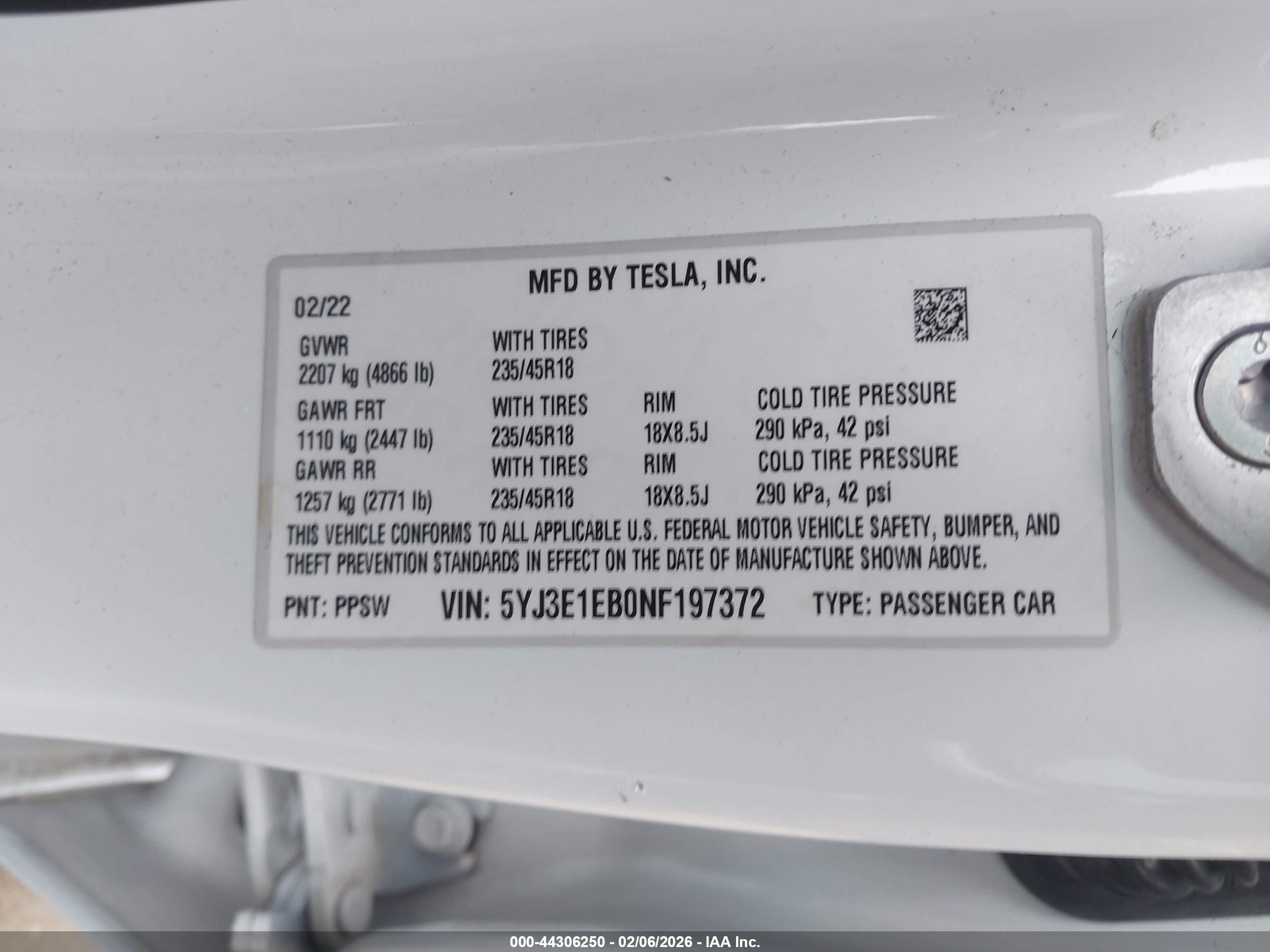 TESLA MODEL image 9