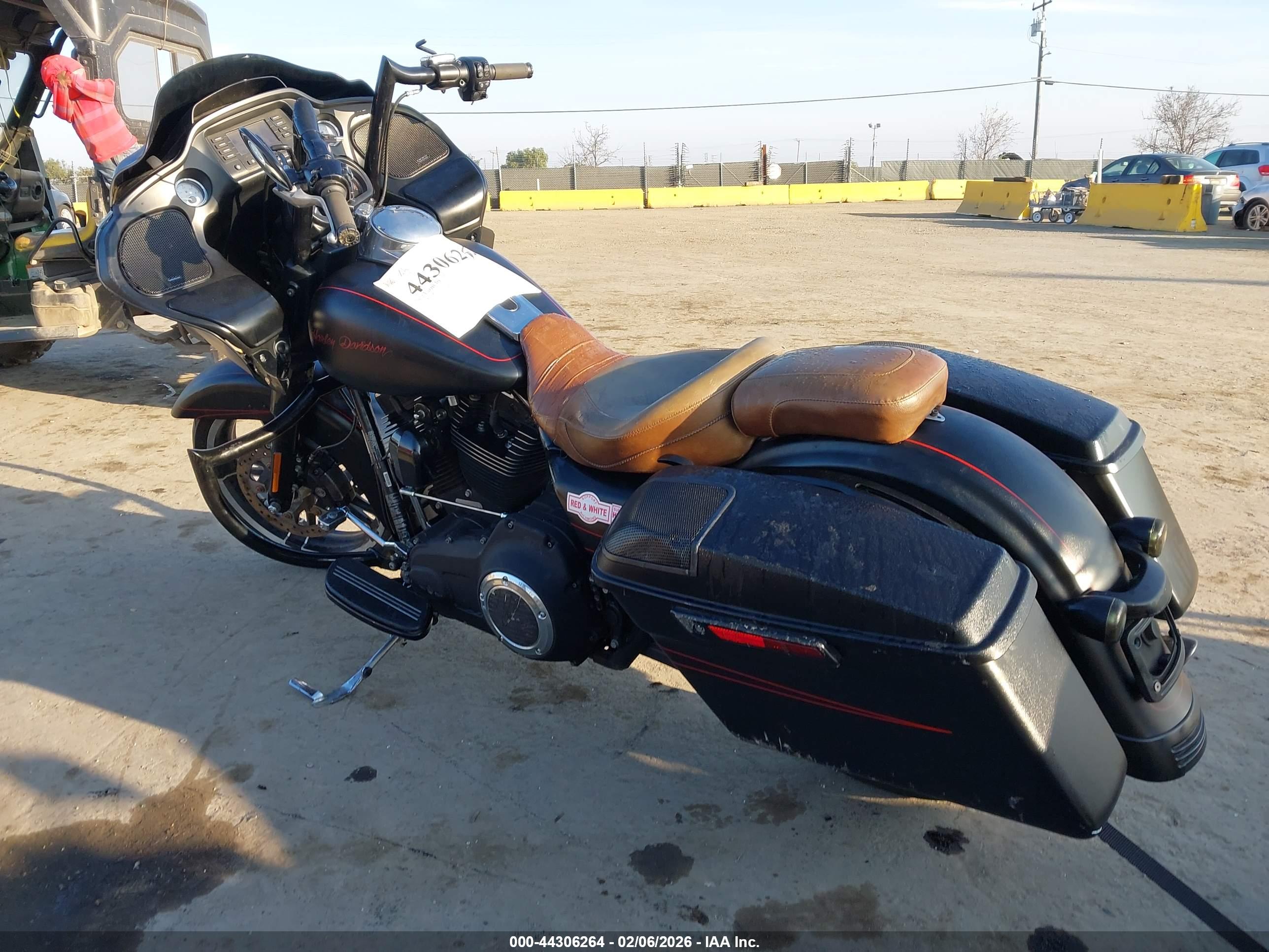 HARLEY-DAVIDSON FLTRXS image 3