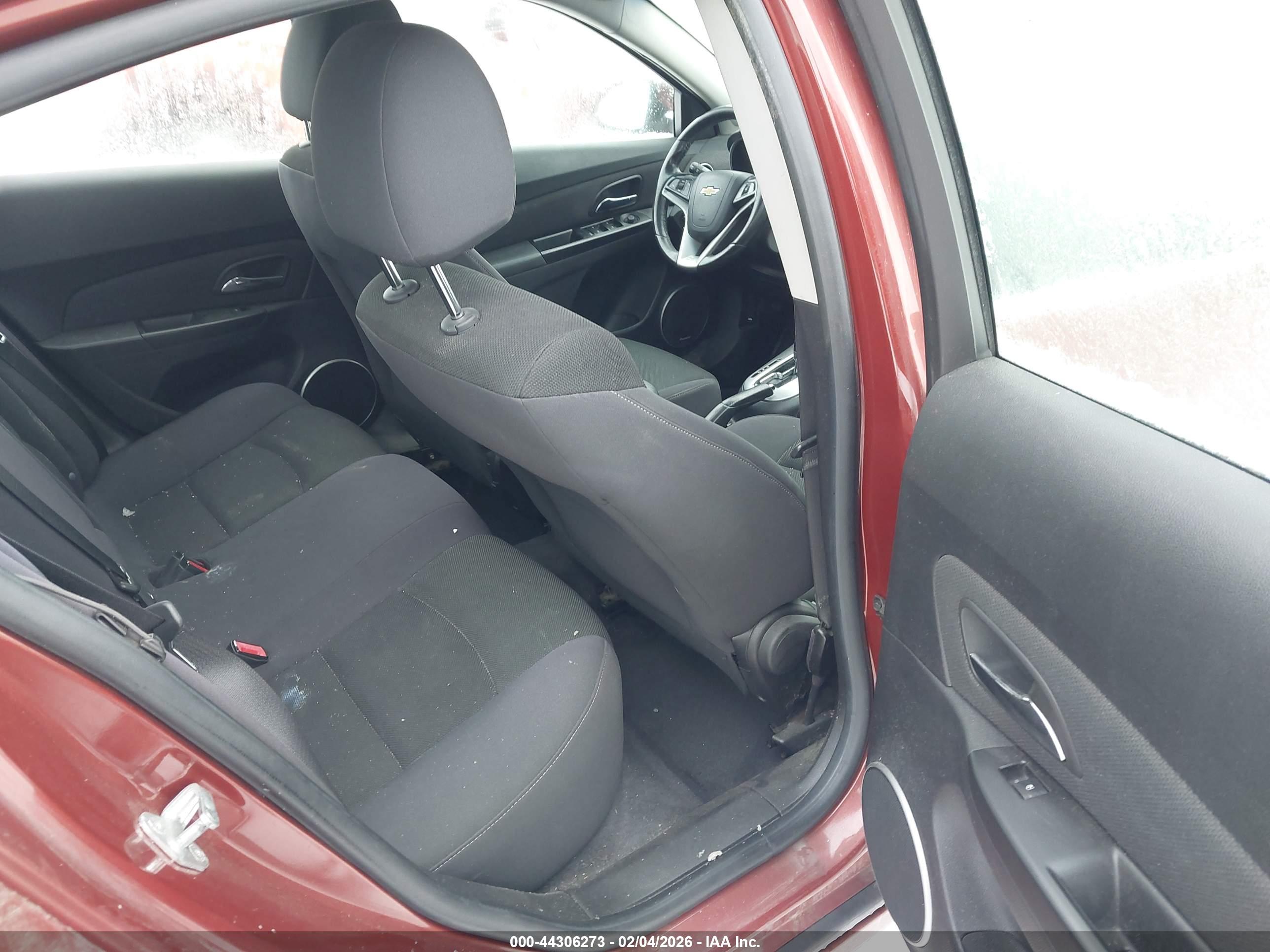 CHEVROLET CRUZE image 8