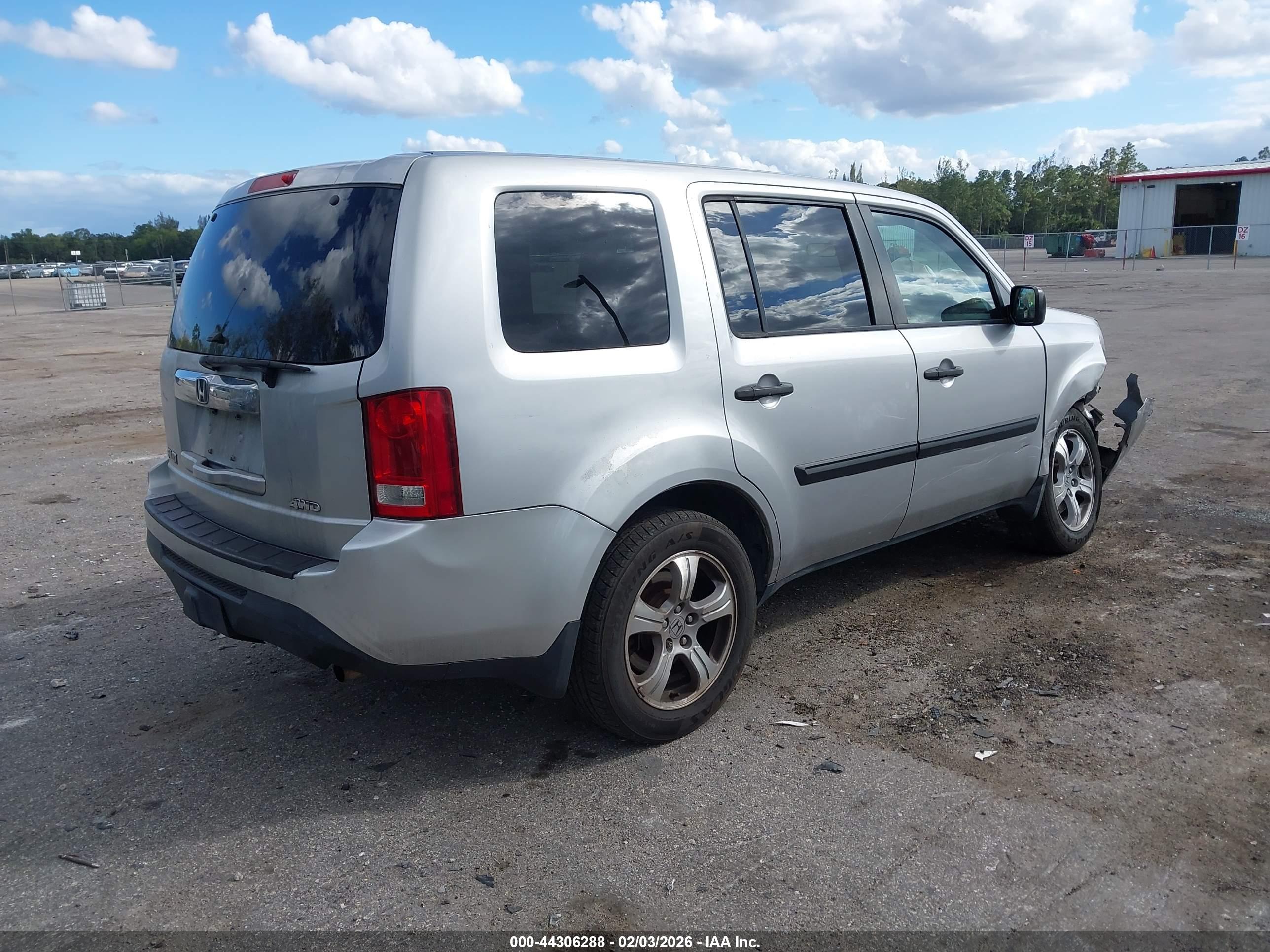 HONDA PILOT image 4