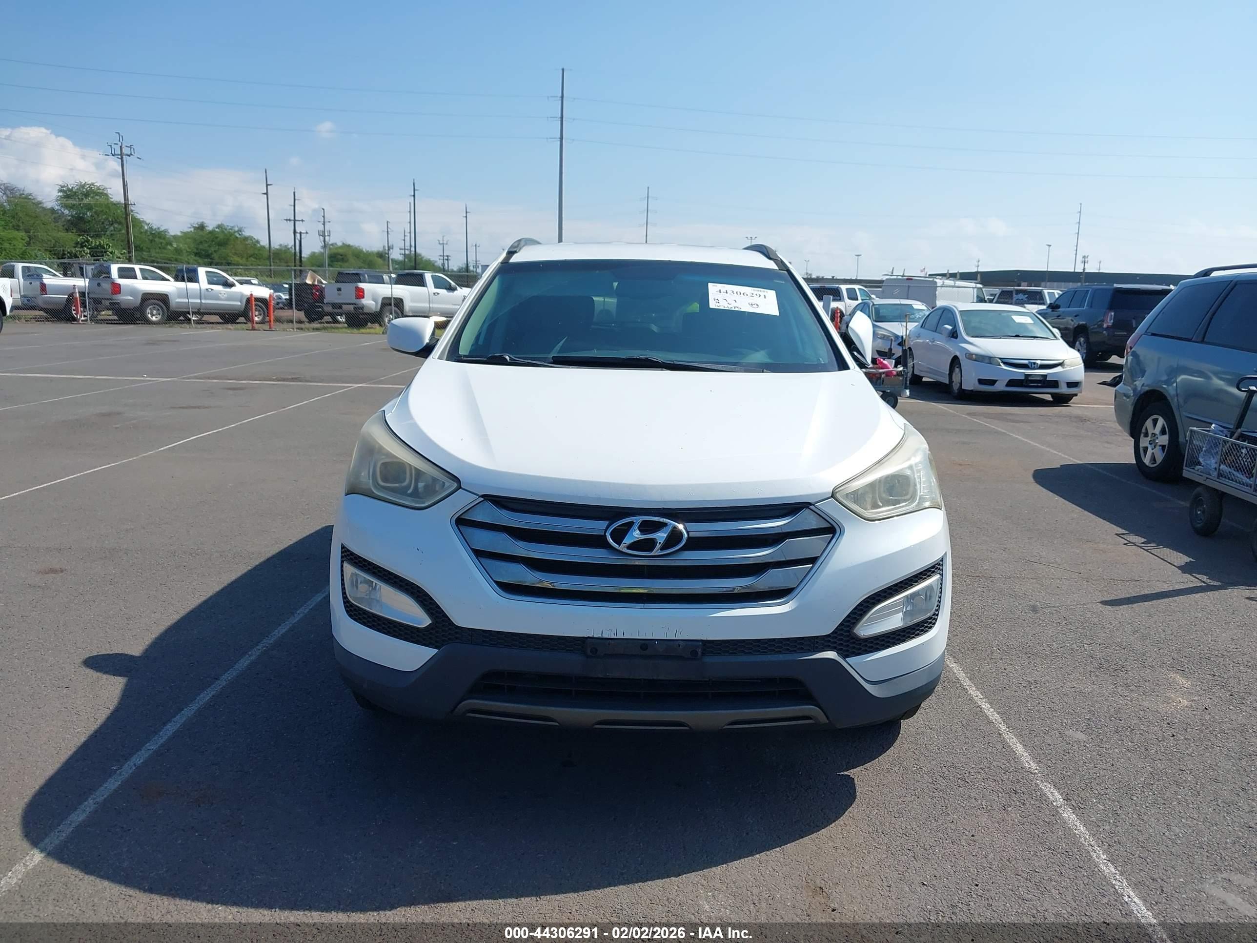 HYUNDAI SANTA image 6