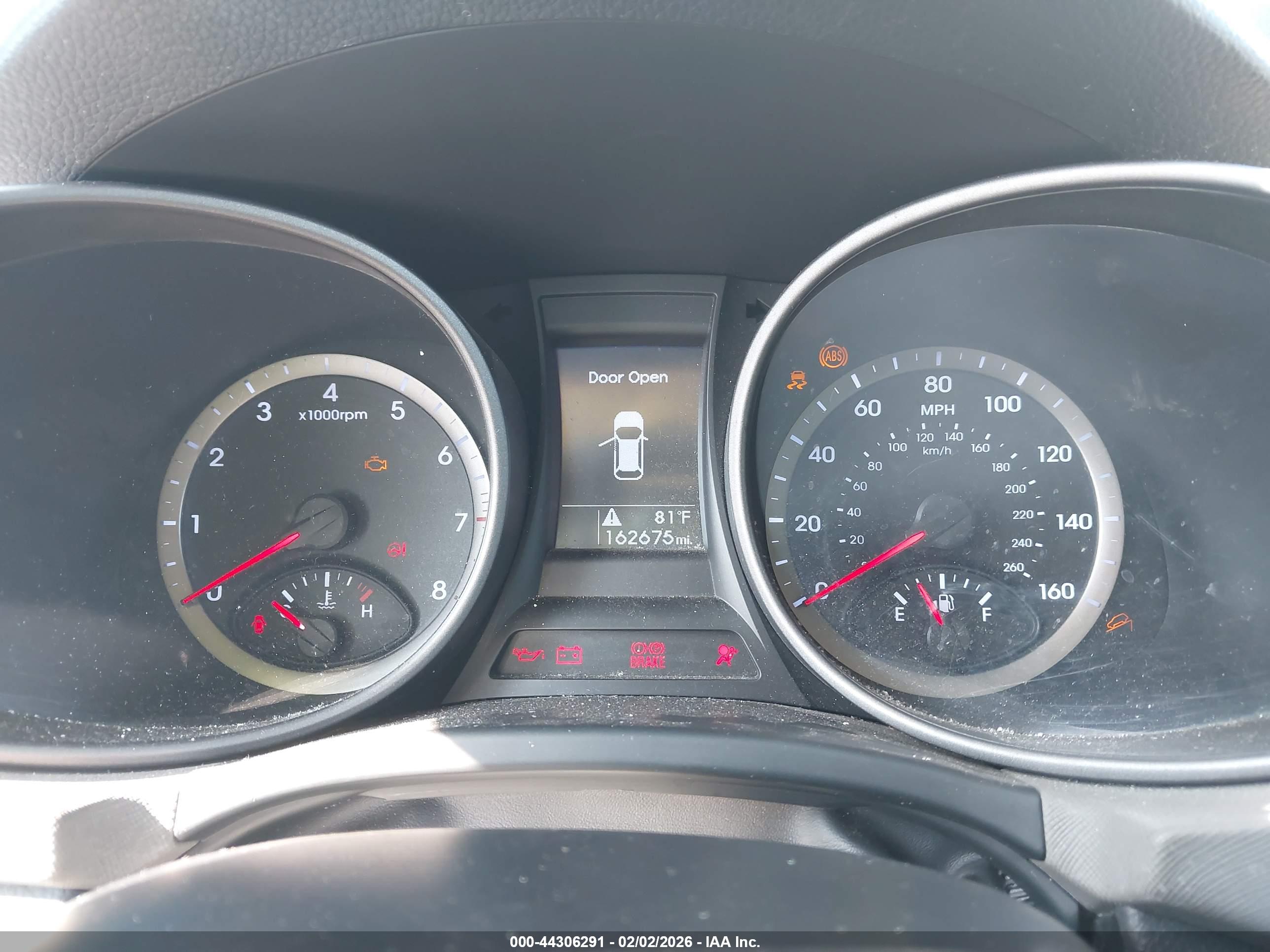 HYUNDAI SANTA image 7