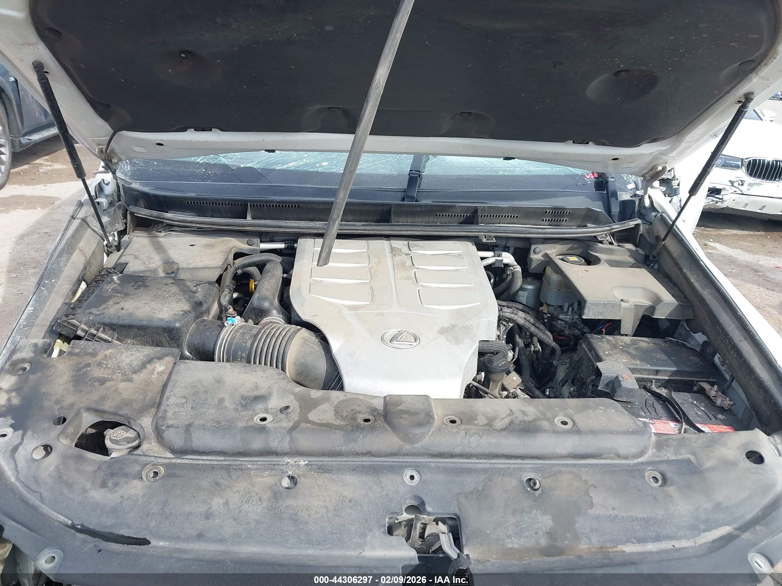 LEXUS GX image 10