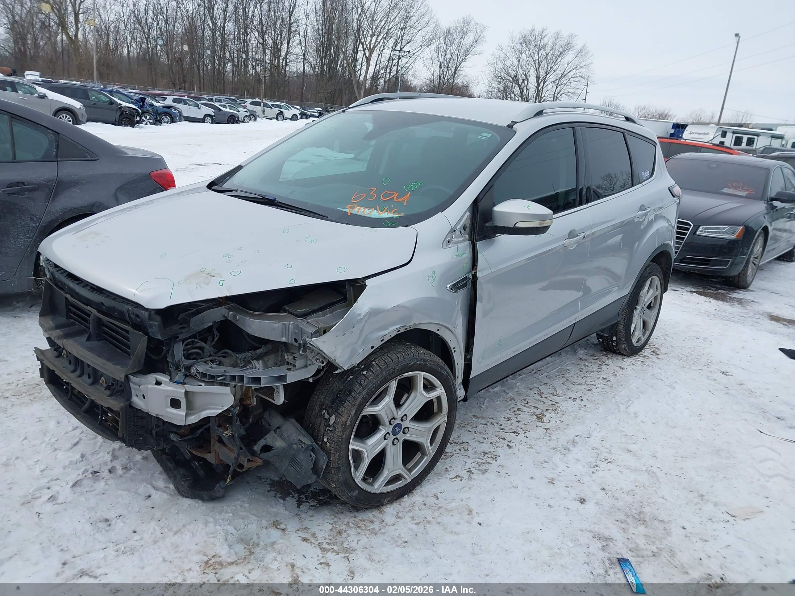 FORD ESCAPE image 2