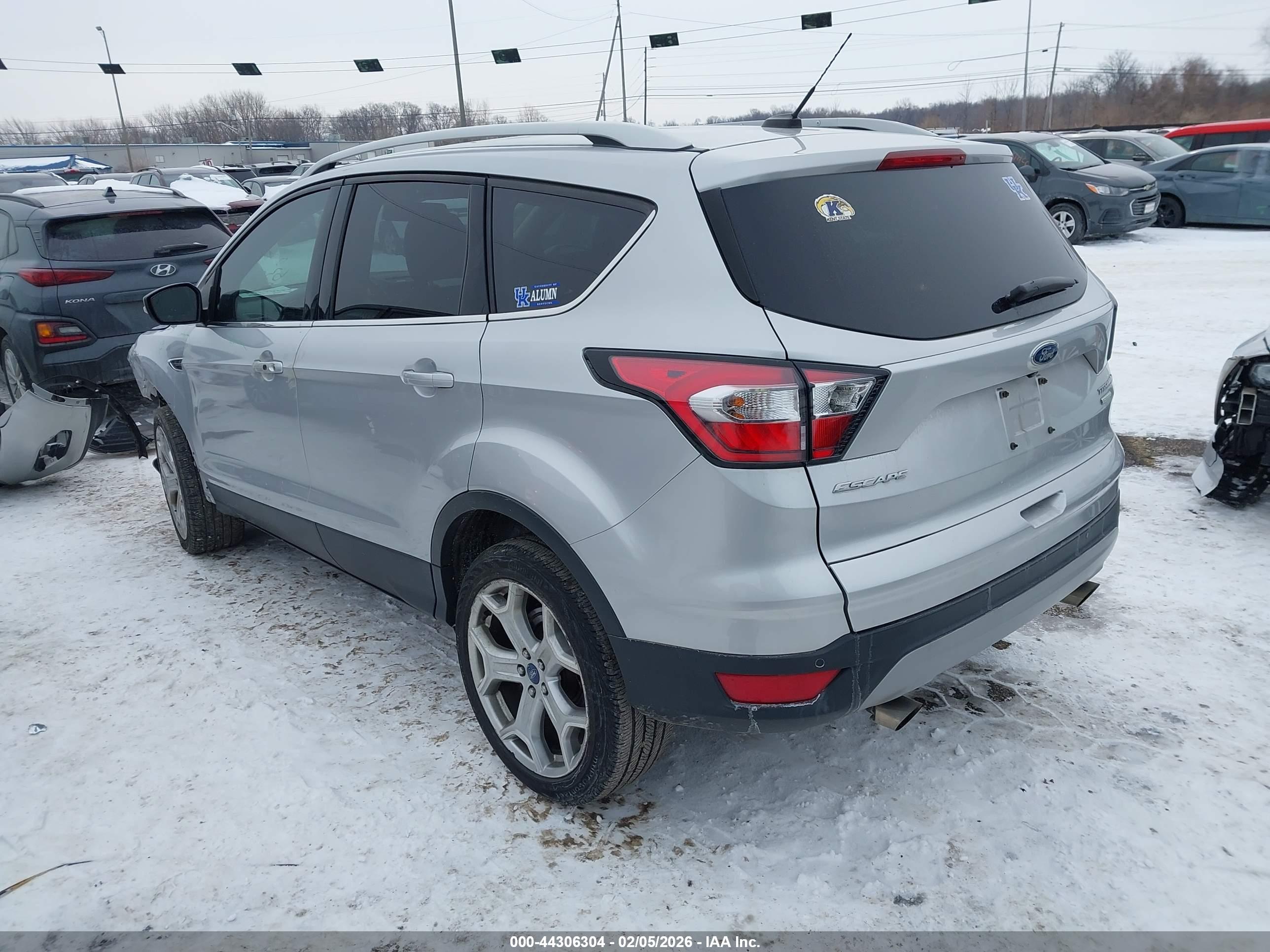 FORD ESCAPE image 3