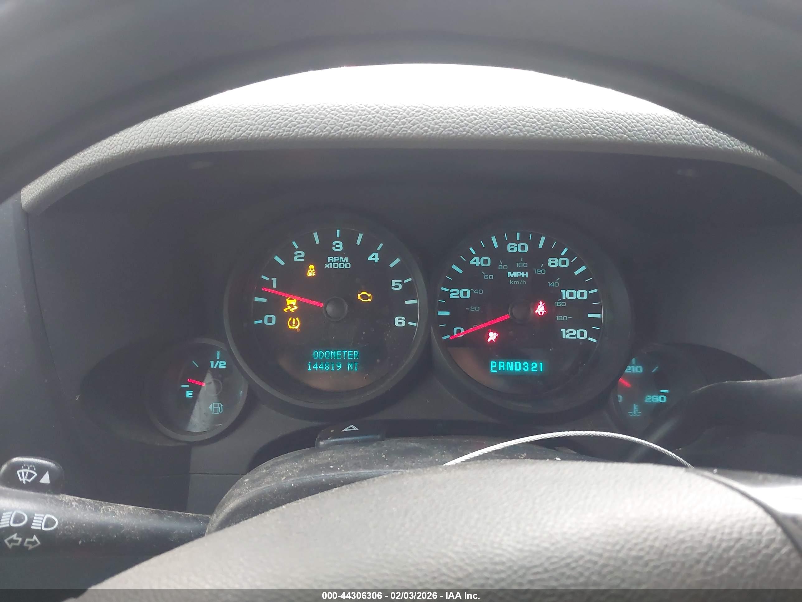 CHEVROLET SILVERADO image 7