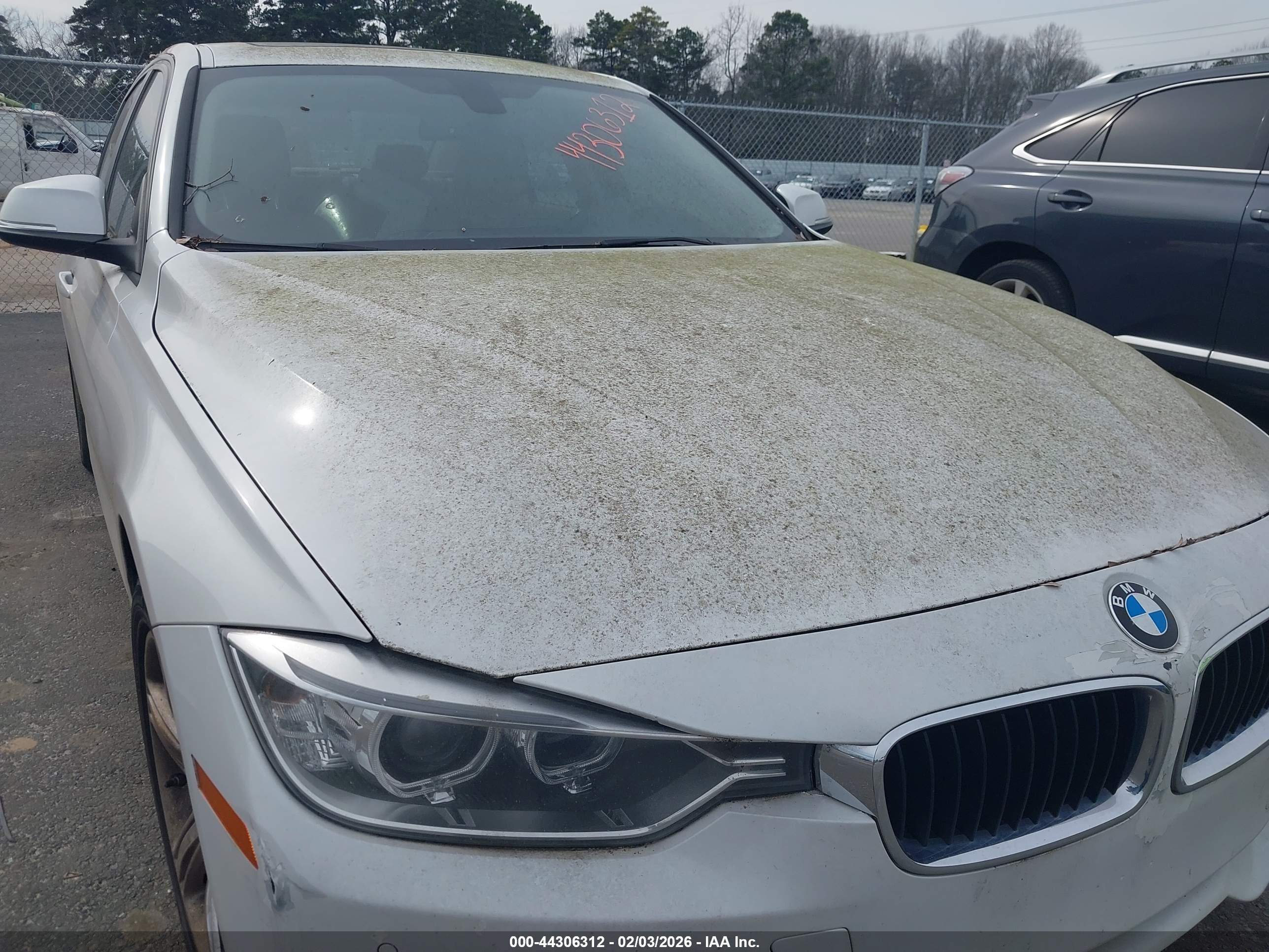 BMW 328I image 6