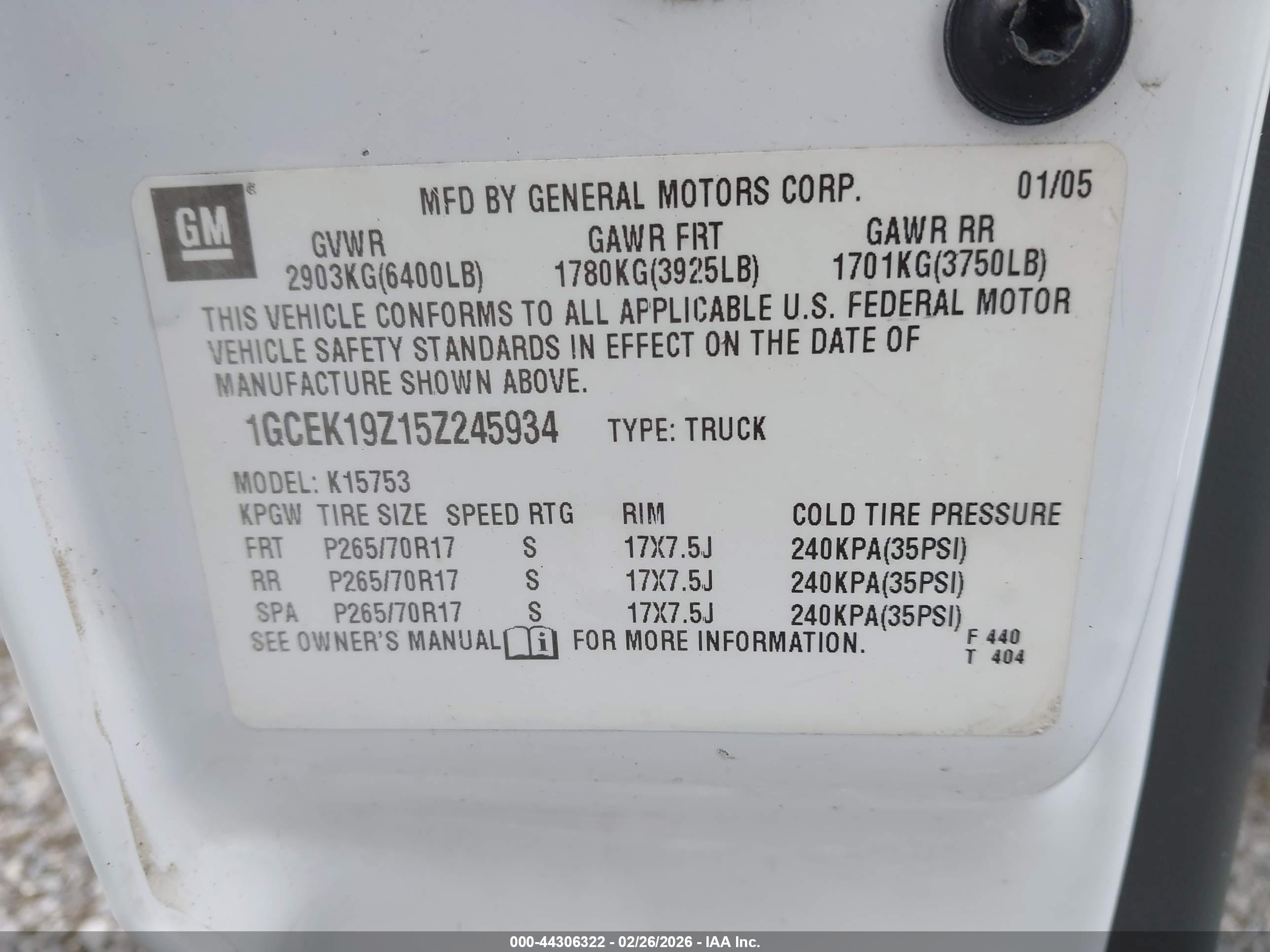 CHEVROLET SILVERADO image 9