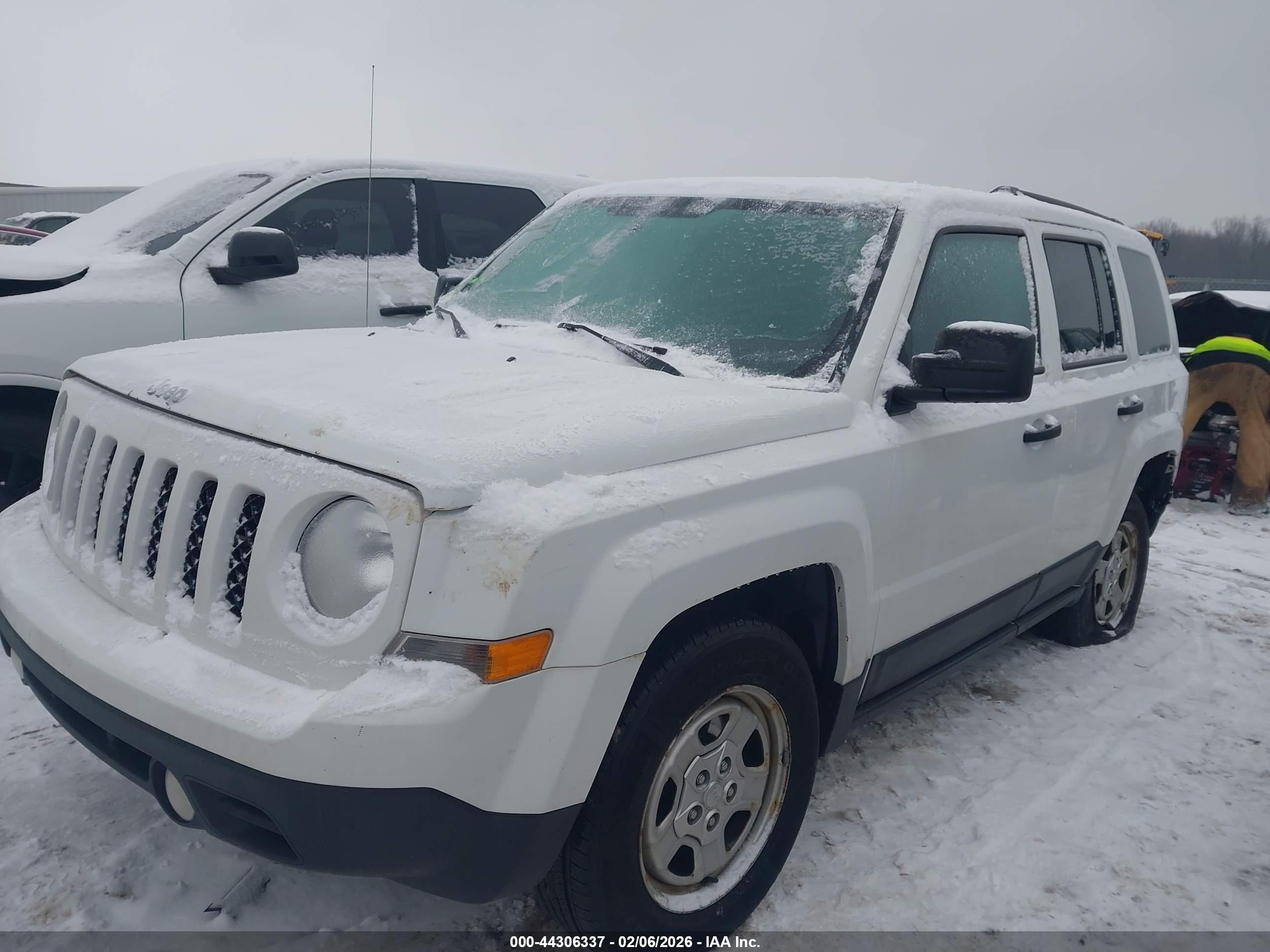 JEEP PATRIOT image 2