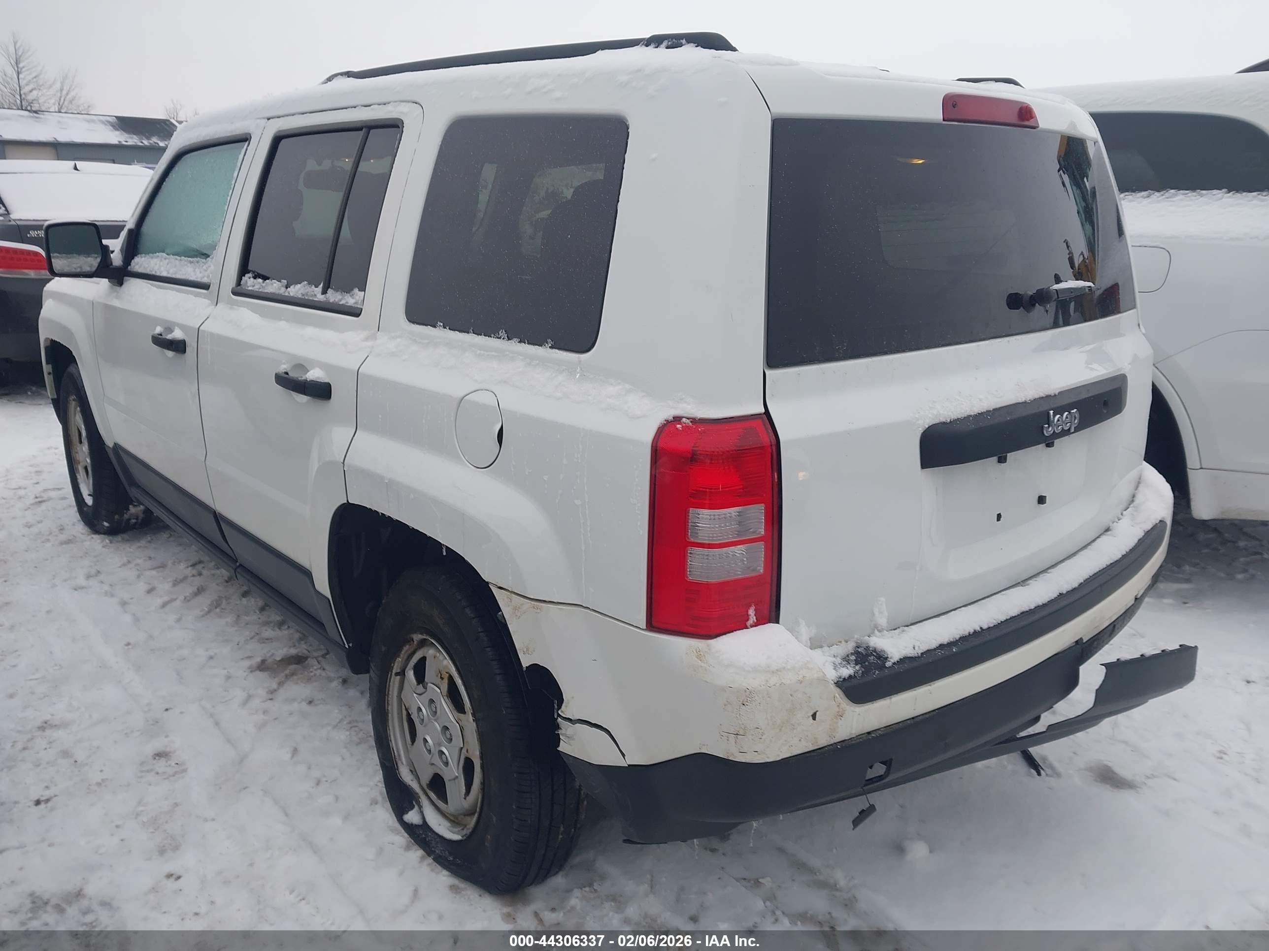 JEEP PATRIOT image 3