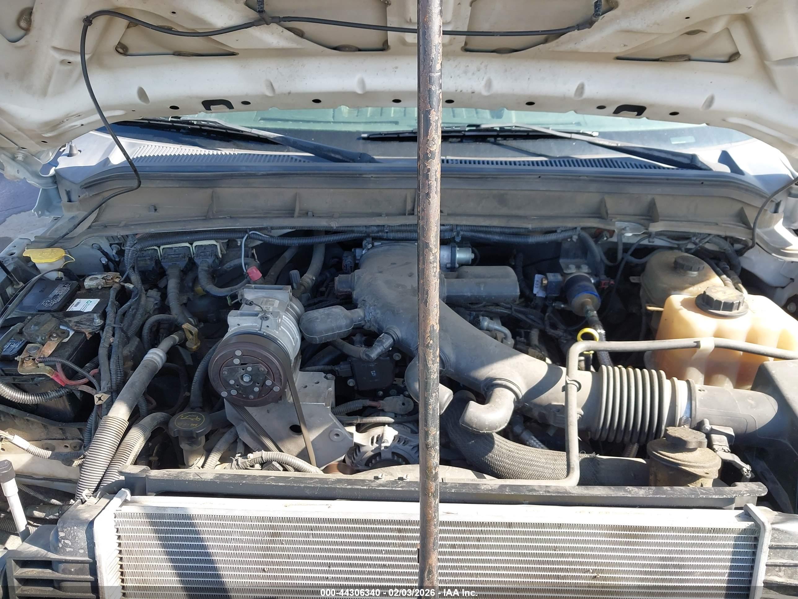 FORD F-450 image 10