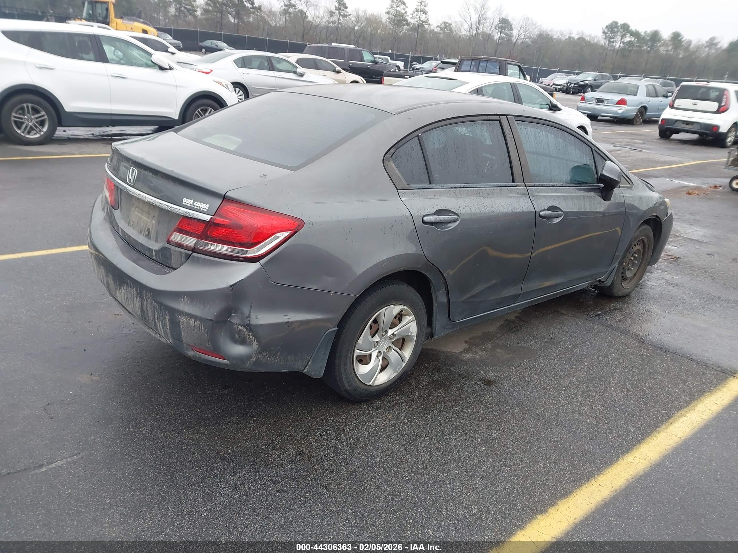 HONDA CIVIC image 4
