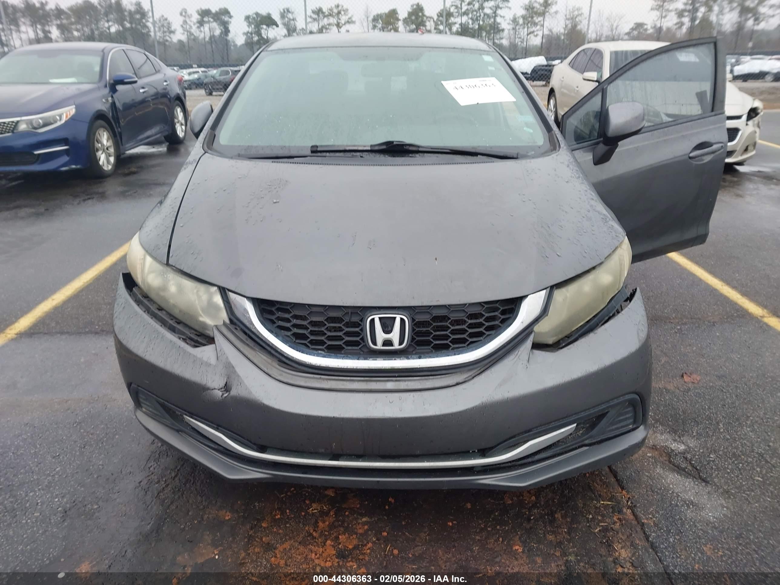 HONDA CIVIC image 6