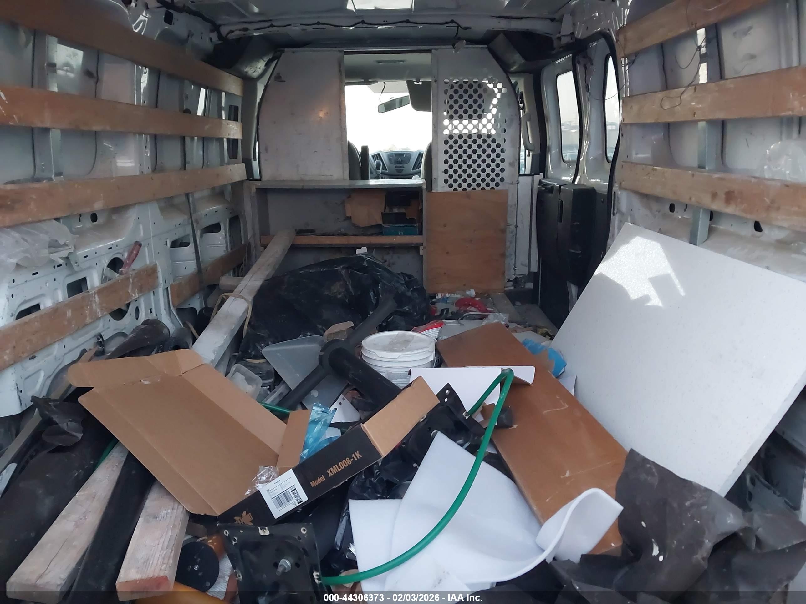 FORD TRANSIT-250 image 8