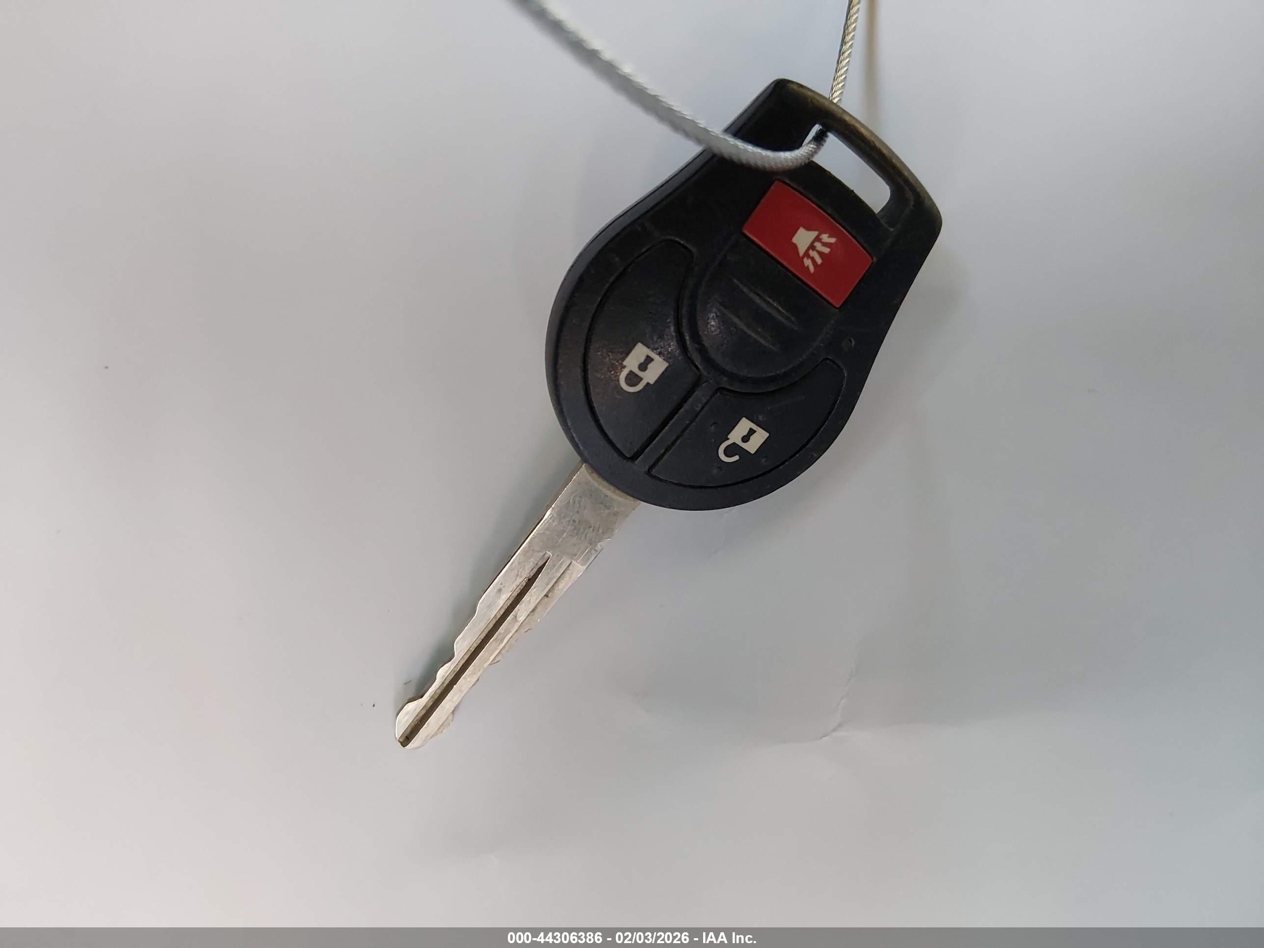 NISSAN ROGUE image 11