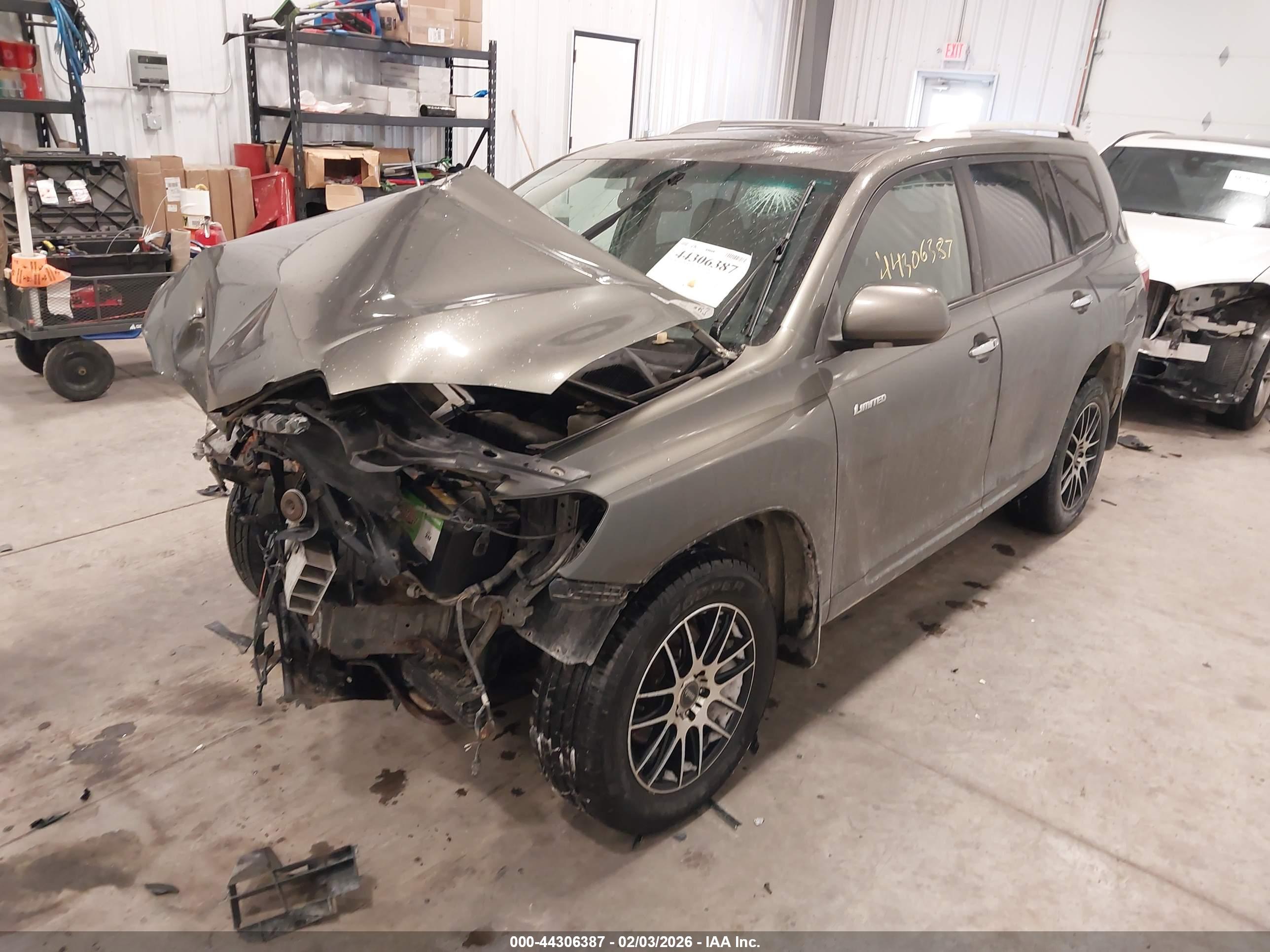 TOYOTA HIGHLANDER image 2