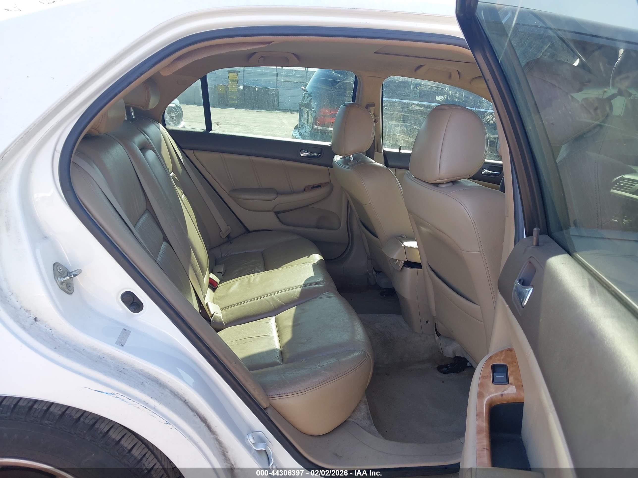 HONDA ACCORD image 8