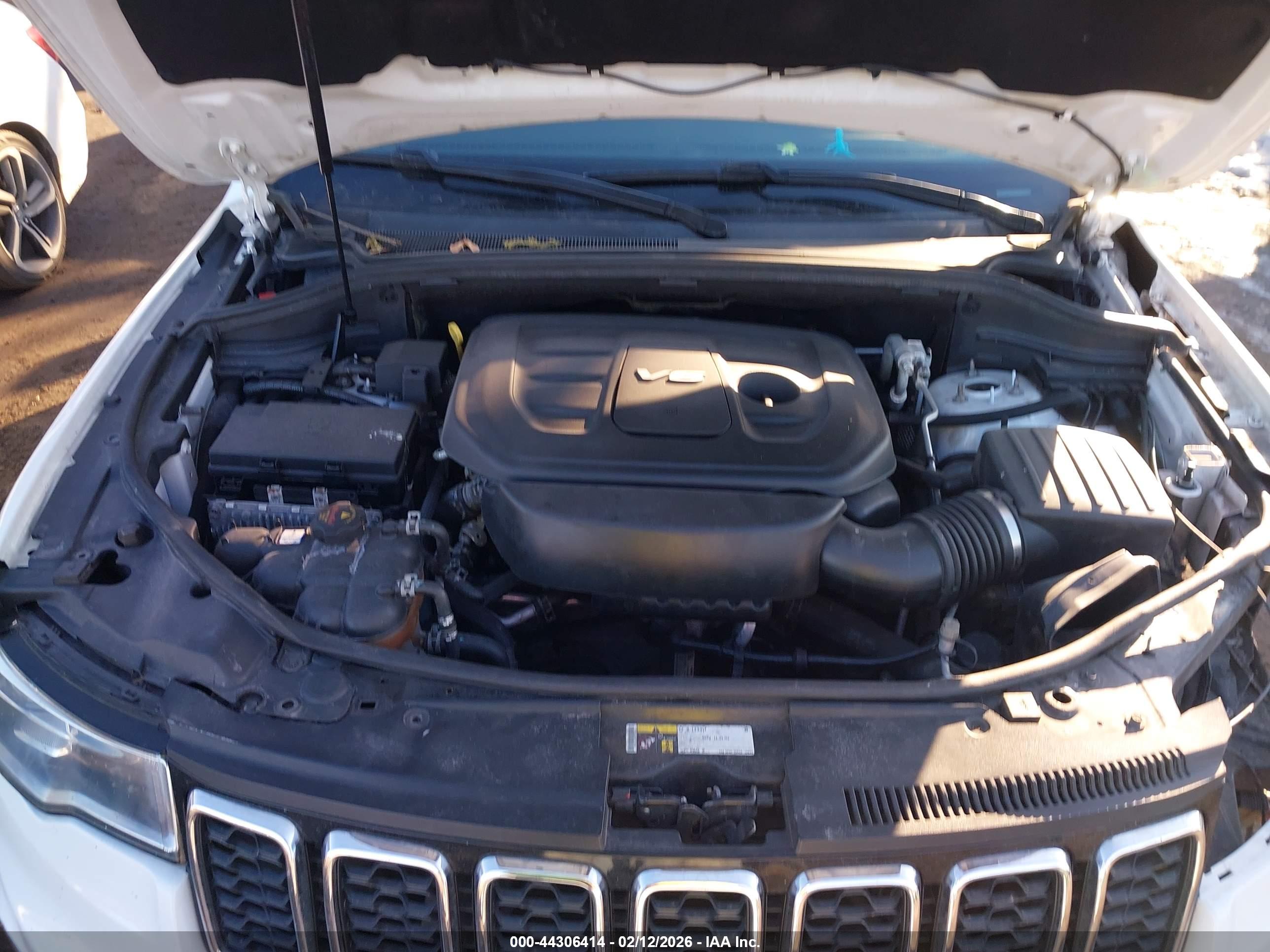 JEEP GRAND image 10