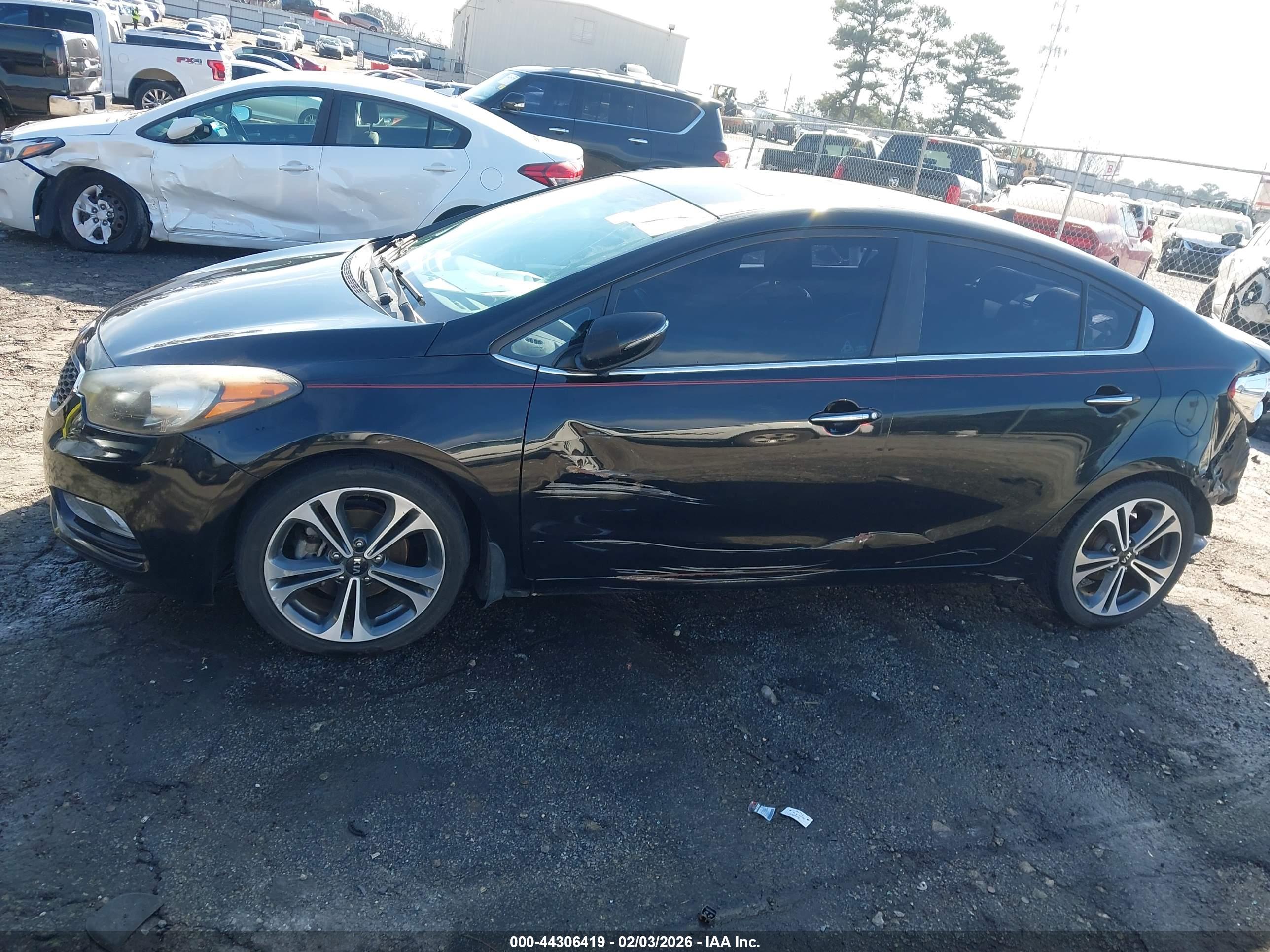 KIA FORTE image 6