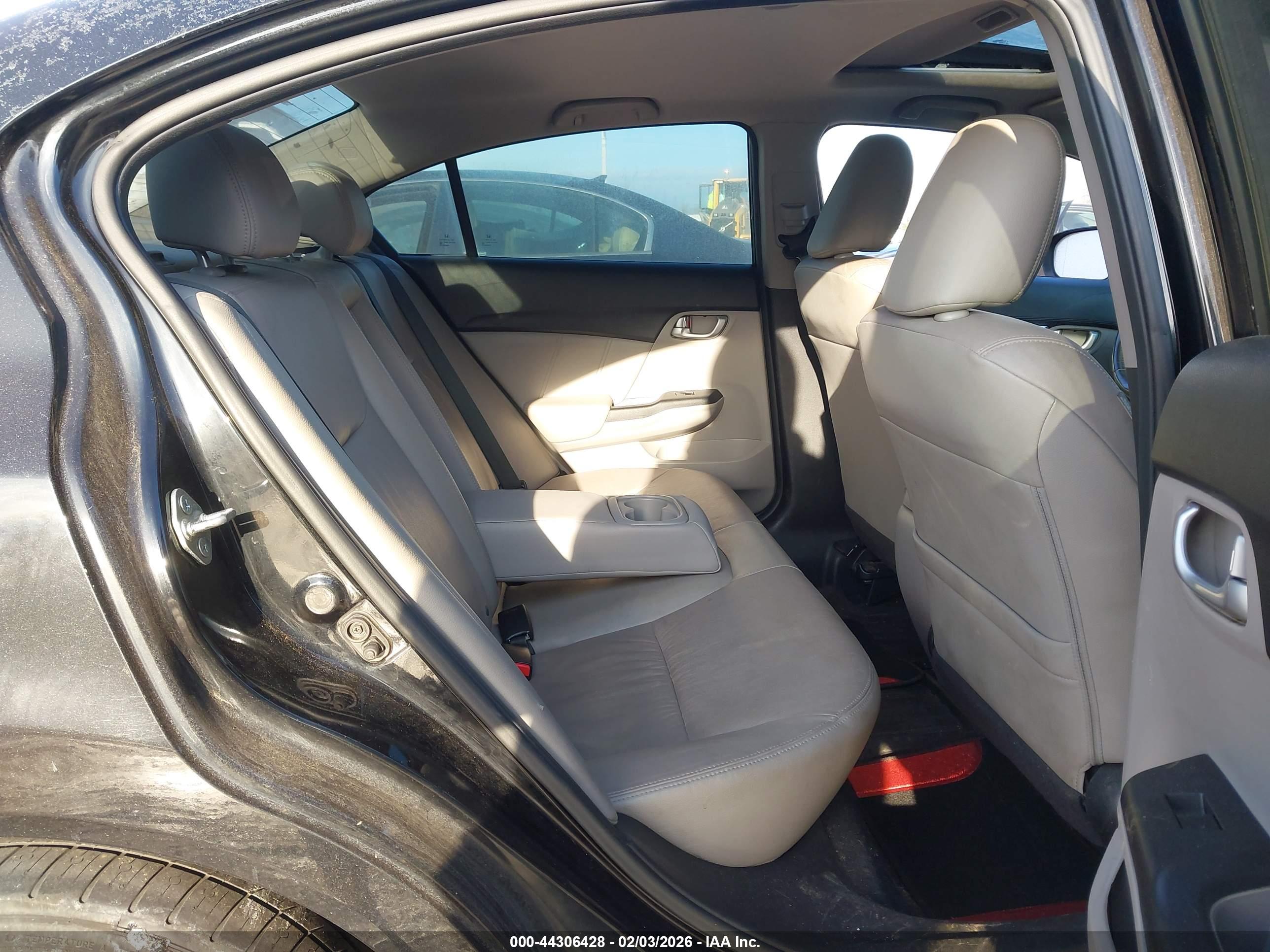 HONDA CIVIC image 8