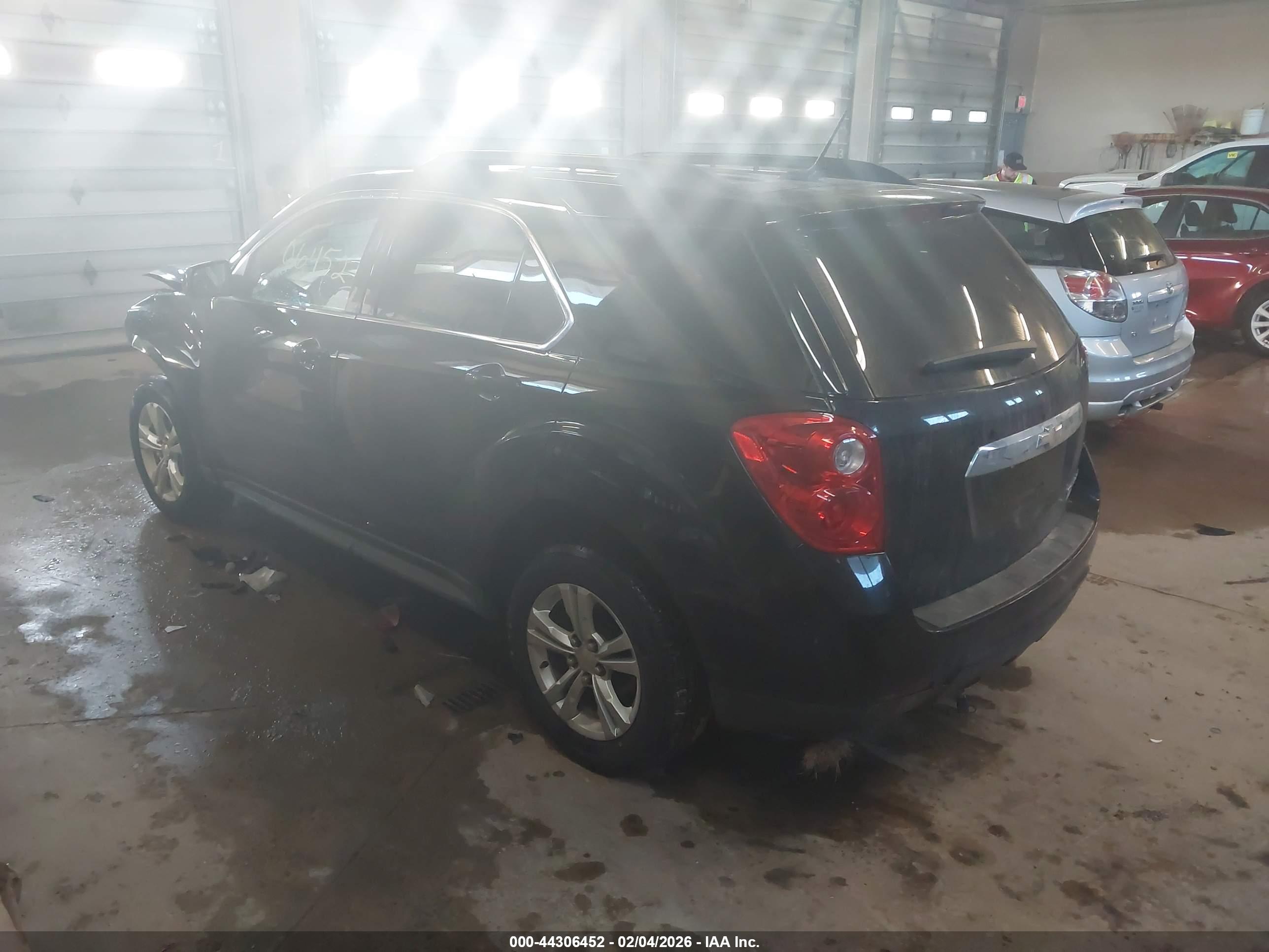 CHEVROLET EQUINOX image 3