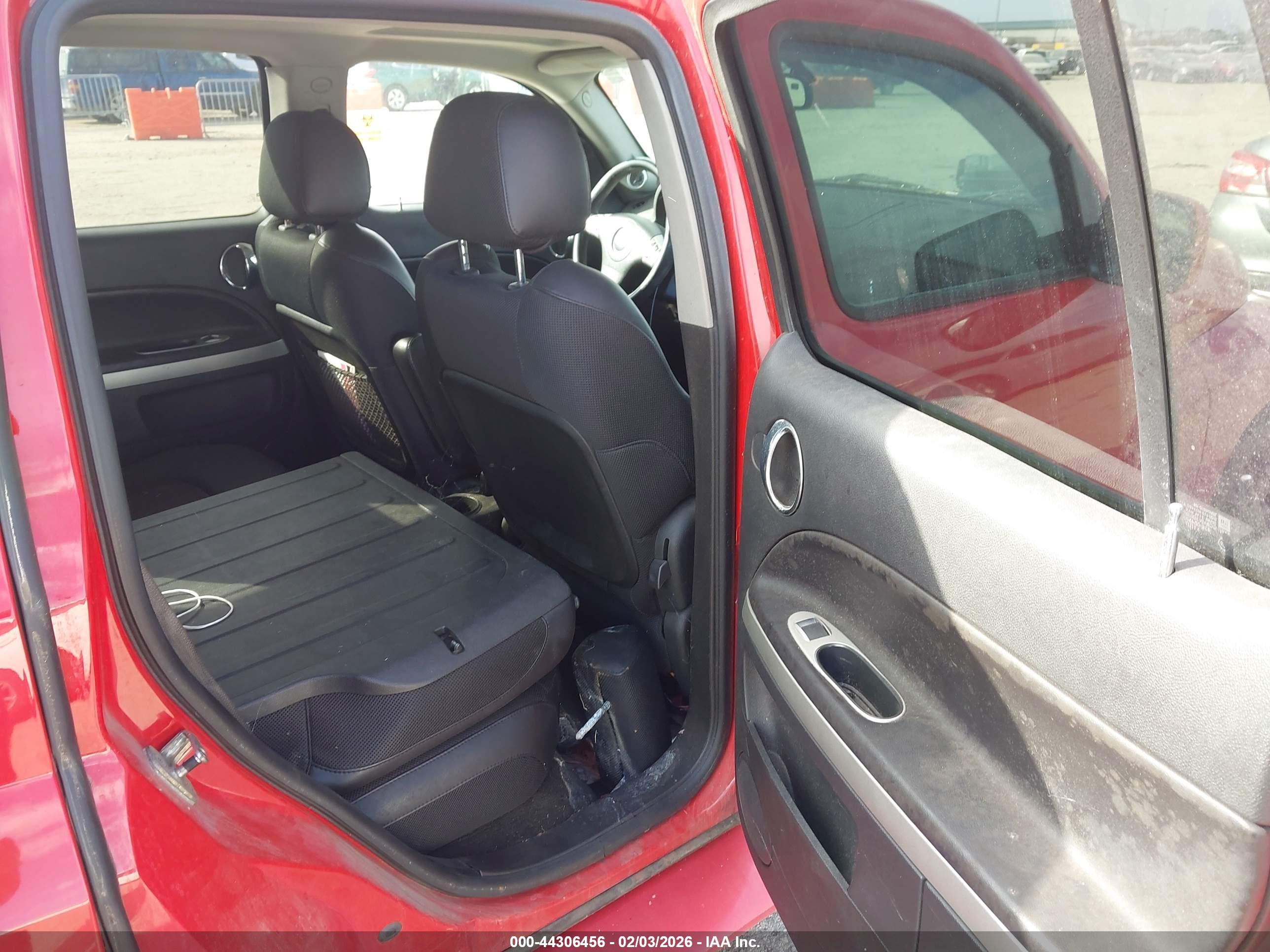 CHEVROLET HHR image 8