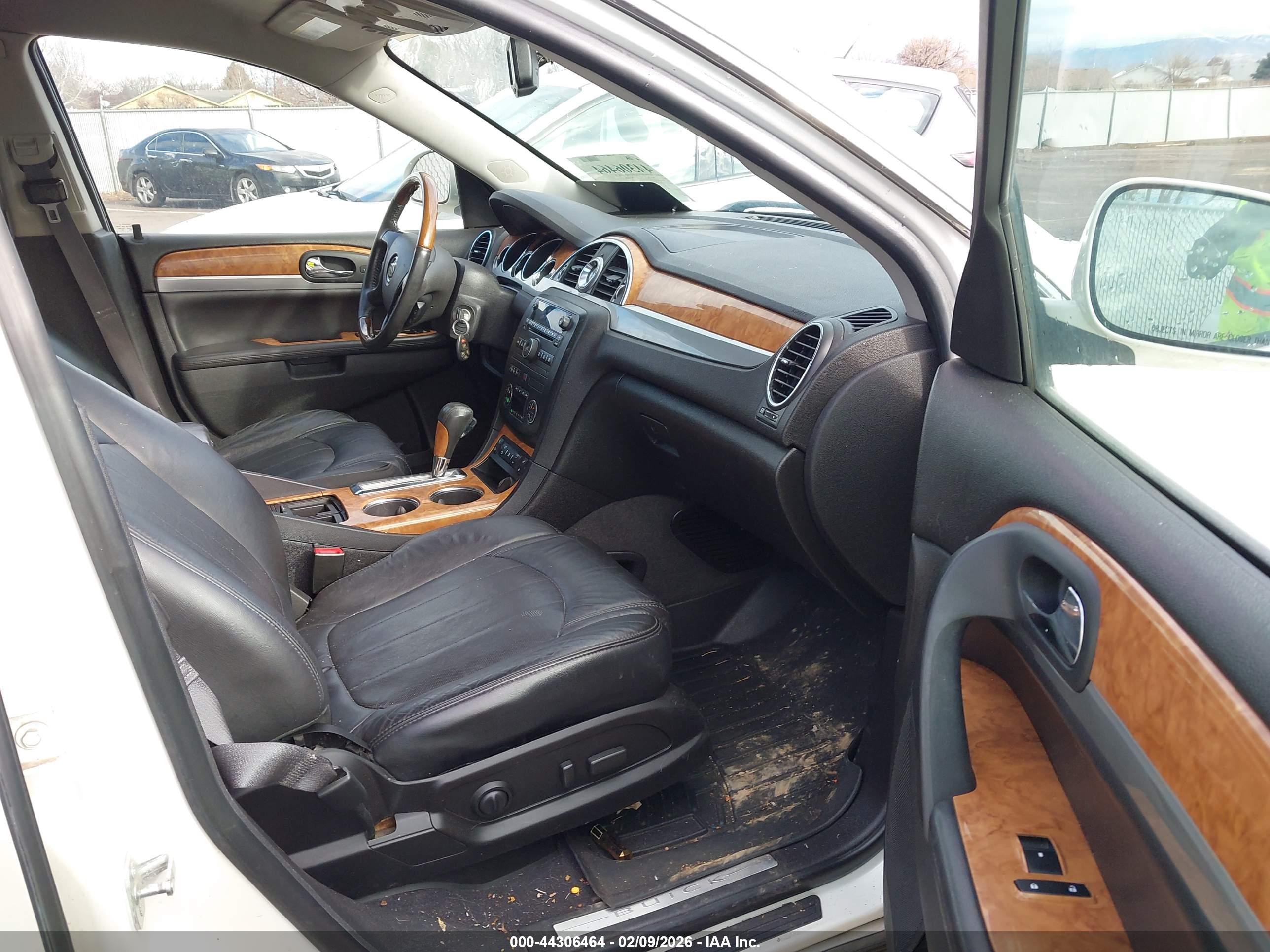 BUICK ENCLAVE image 5