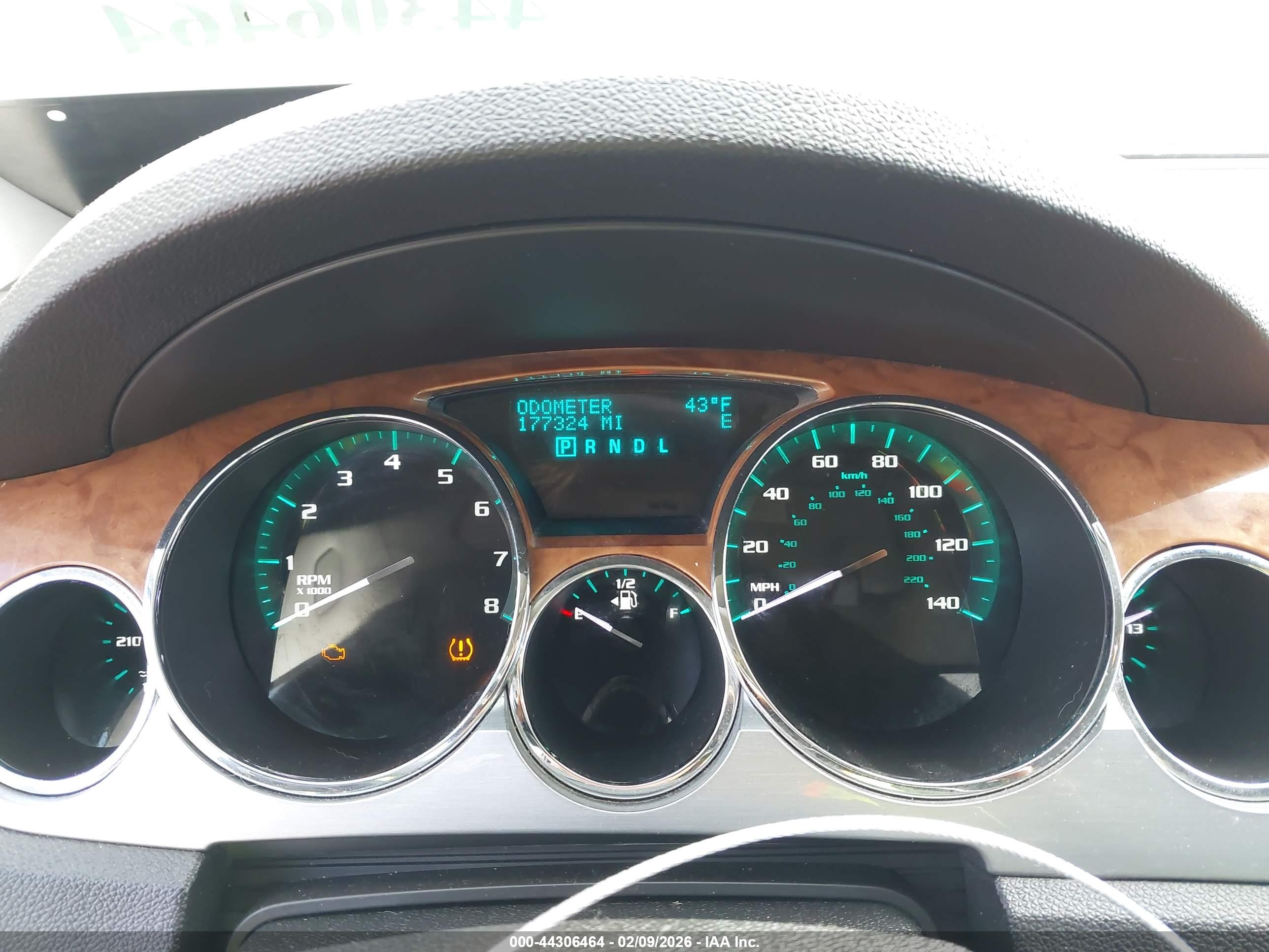 BUICK ENCLAVE image 7