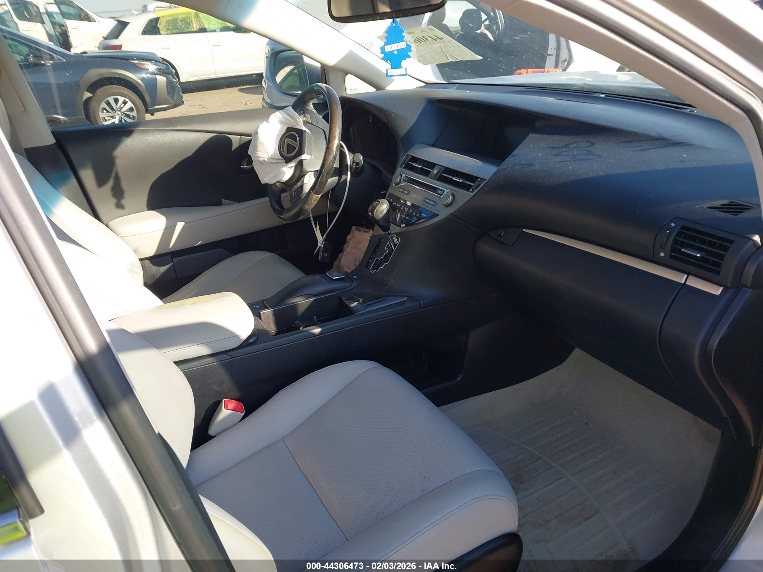 LEXUS RX image 5
